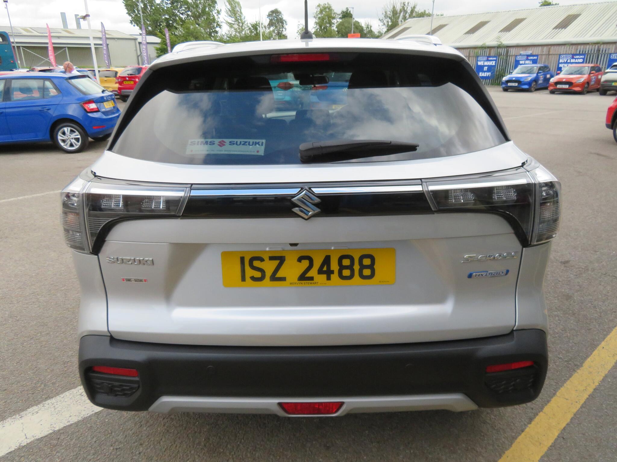 Suzuki S-Cross - Image 9