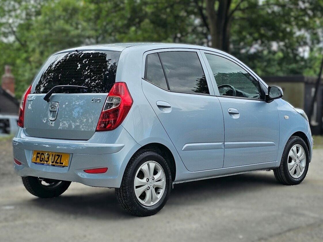 Hyundai i10 - Image 17