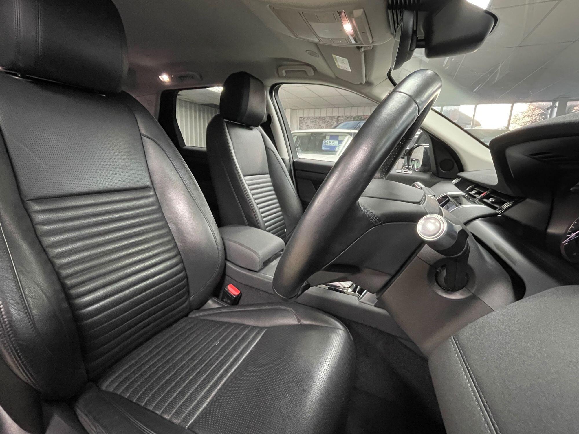 Land Rover DISCOVERY SPORT - Image 25