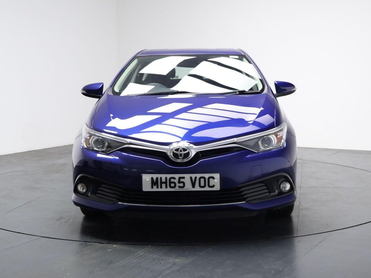 Toyota Auris - Image 5