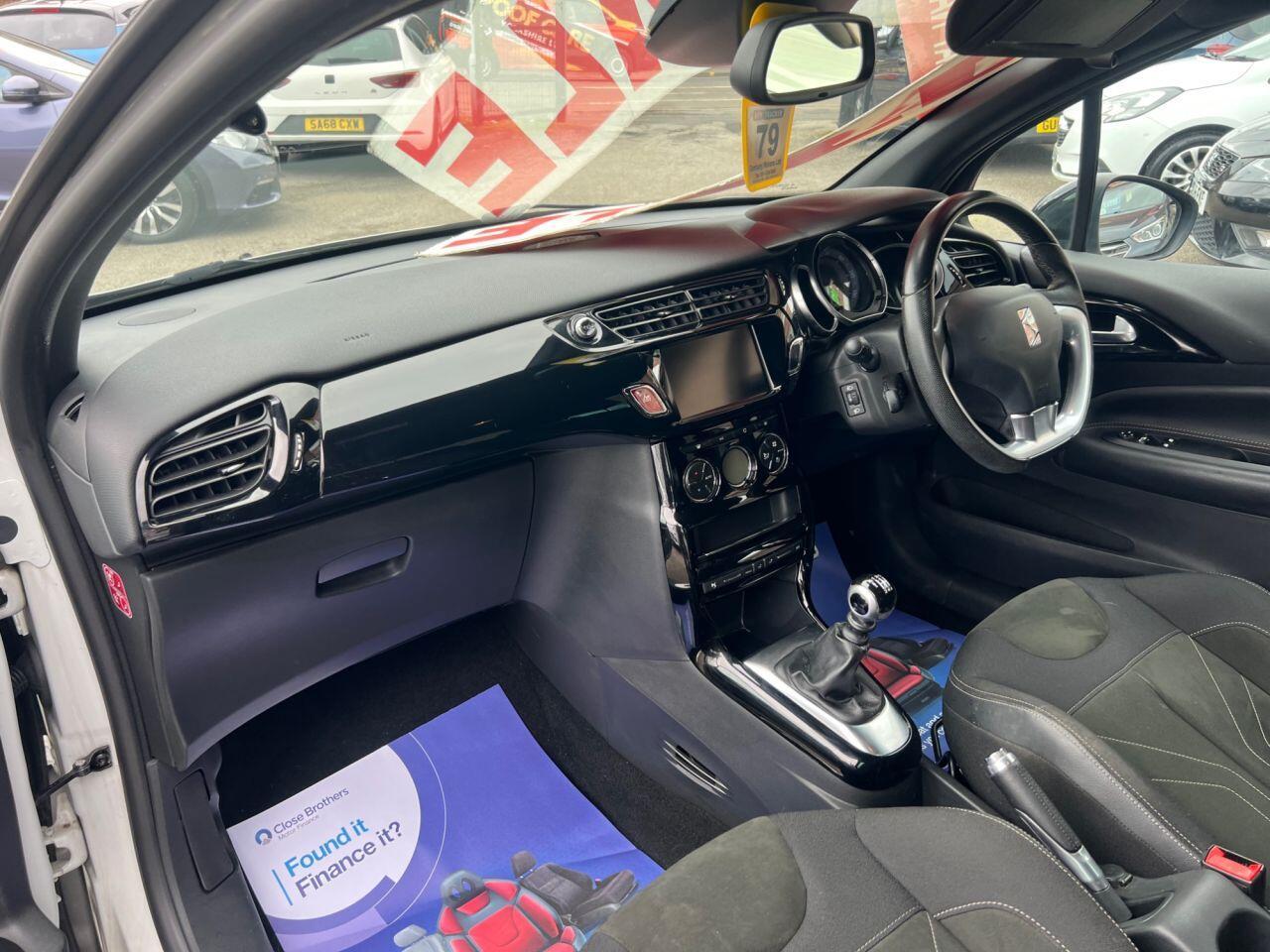 DS AUTOMOBILES DS 3 - Image 15