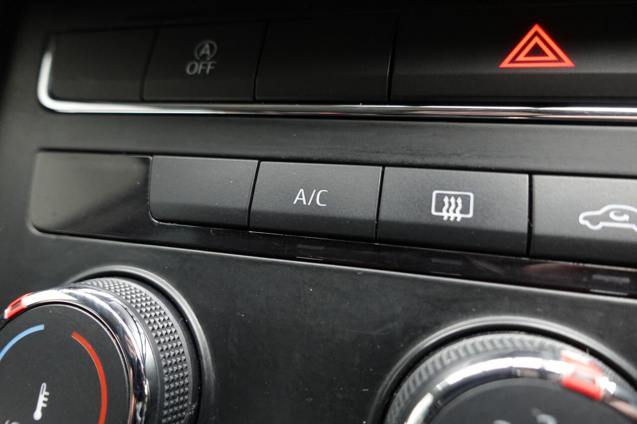 SEAT Leon - Image 38