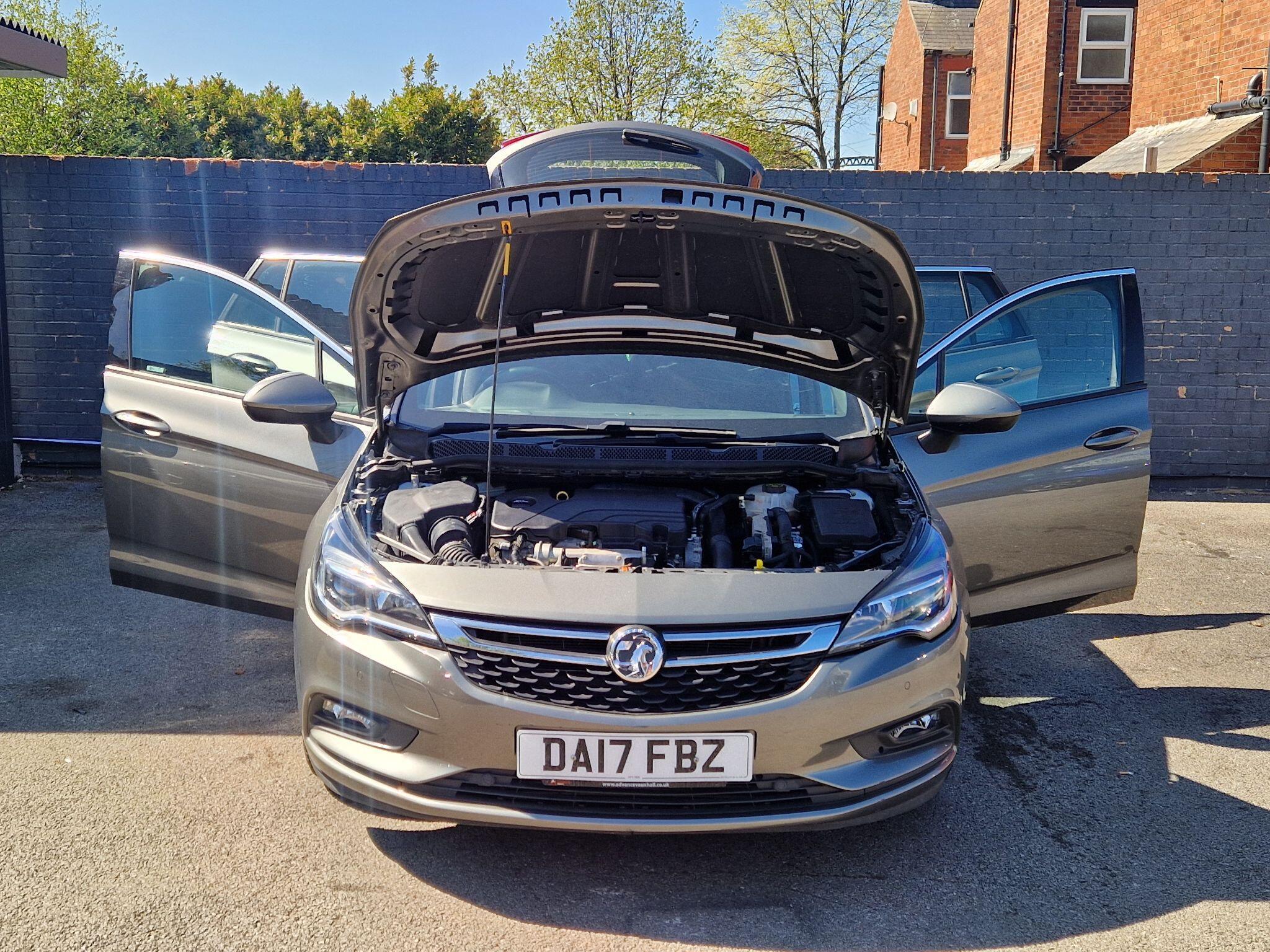 Vauxhall Astra - Image 13