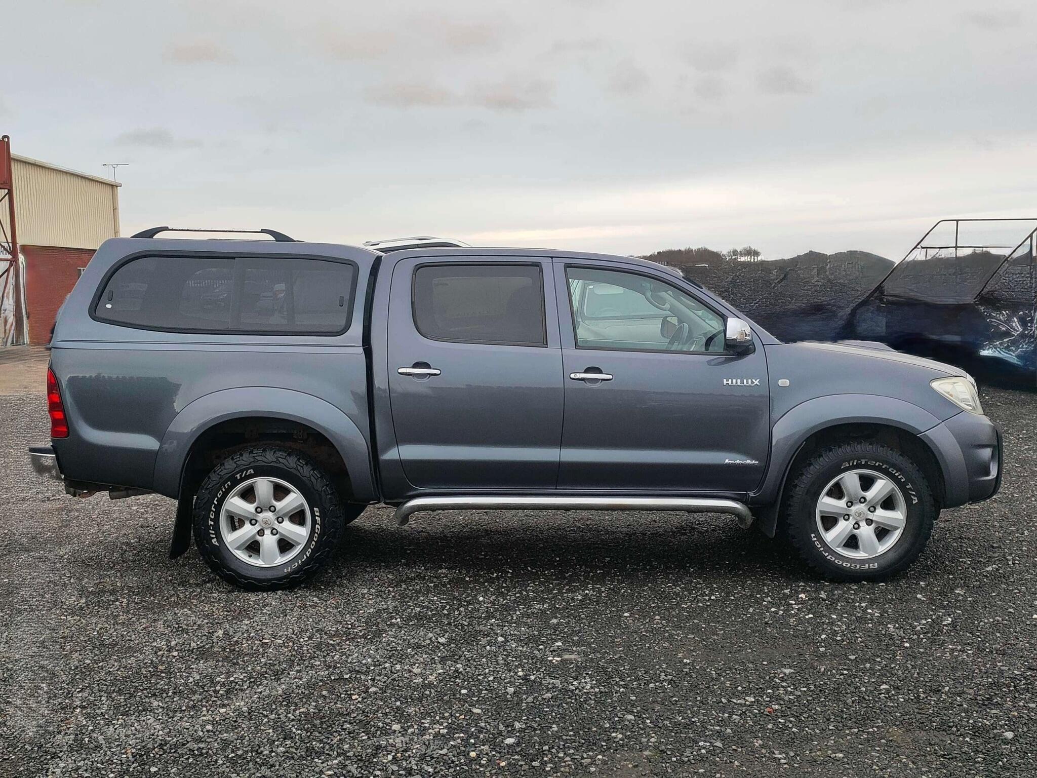 Toyota Hilux - Image 4