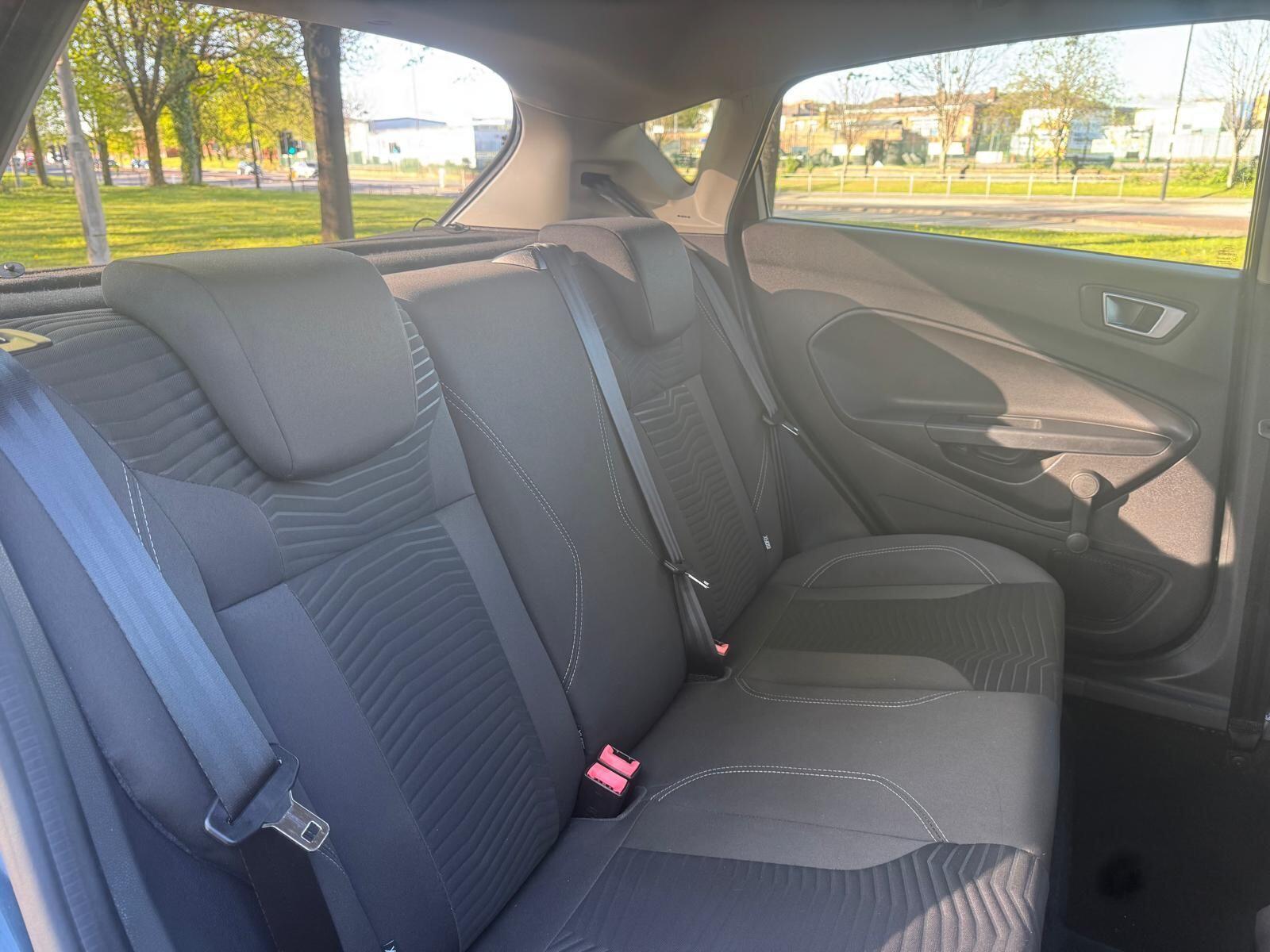 Ford Fiesta - Image 25