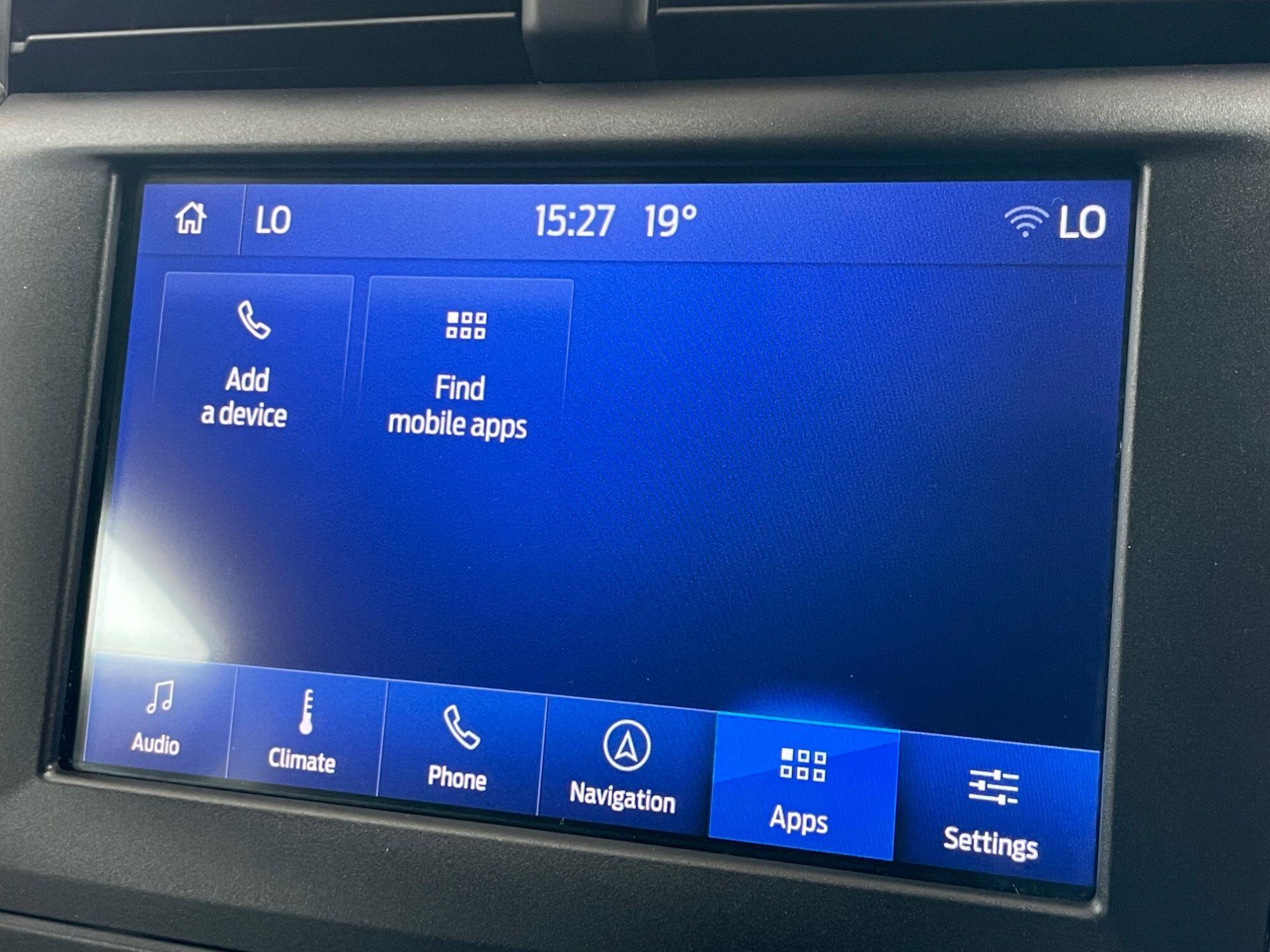 Ford Mondeo - Image 42