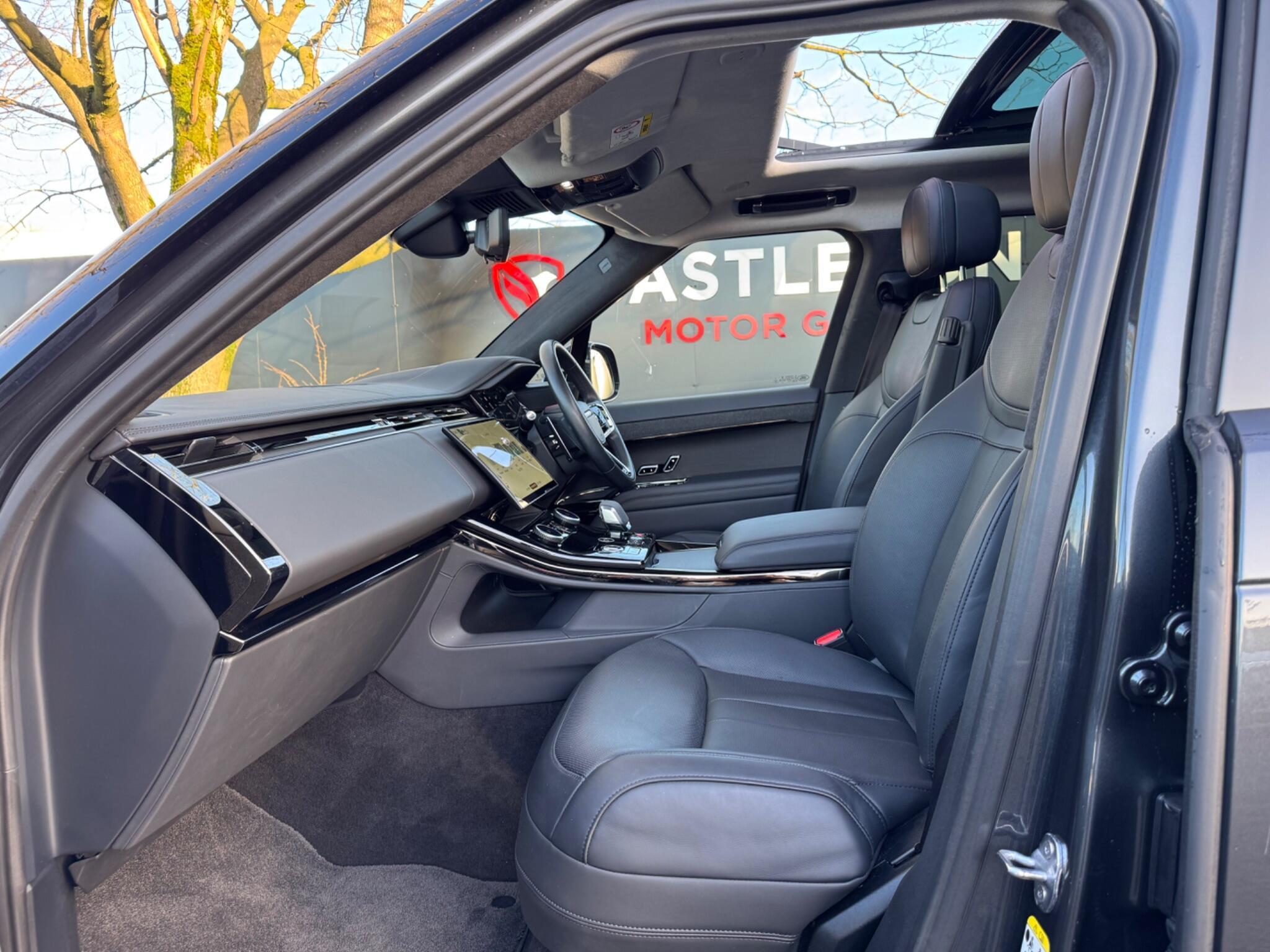 Land Rover RANGE ROVER SPORT - Image 16