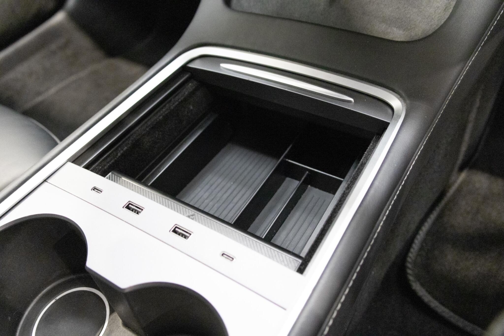 Tesla Model 3 - Image 24