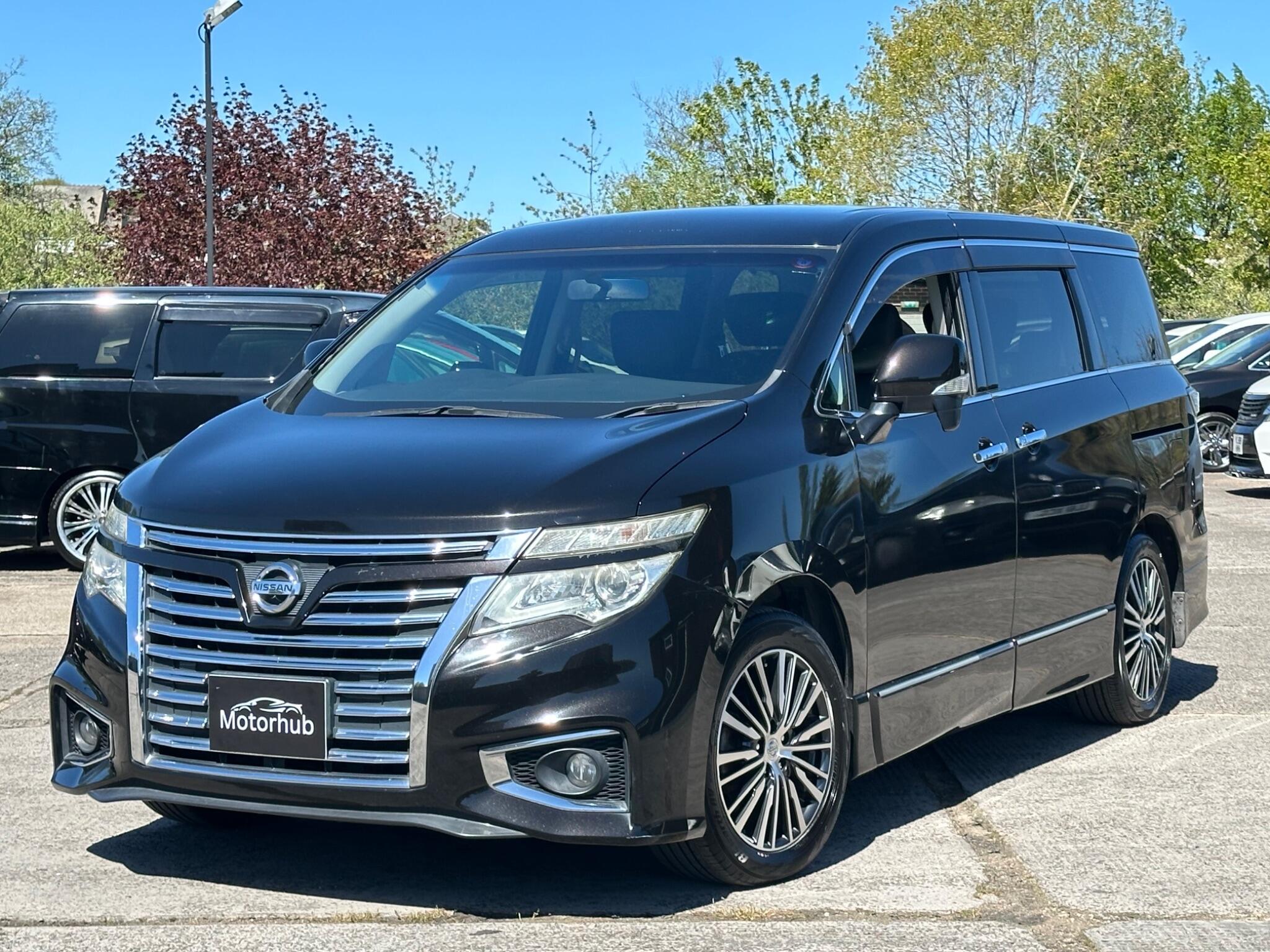 Nissan Elgrand - Image 7