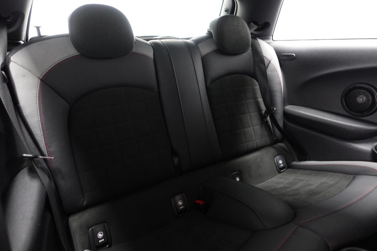 MINI Hatch - Image 32