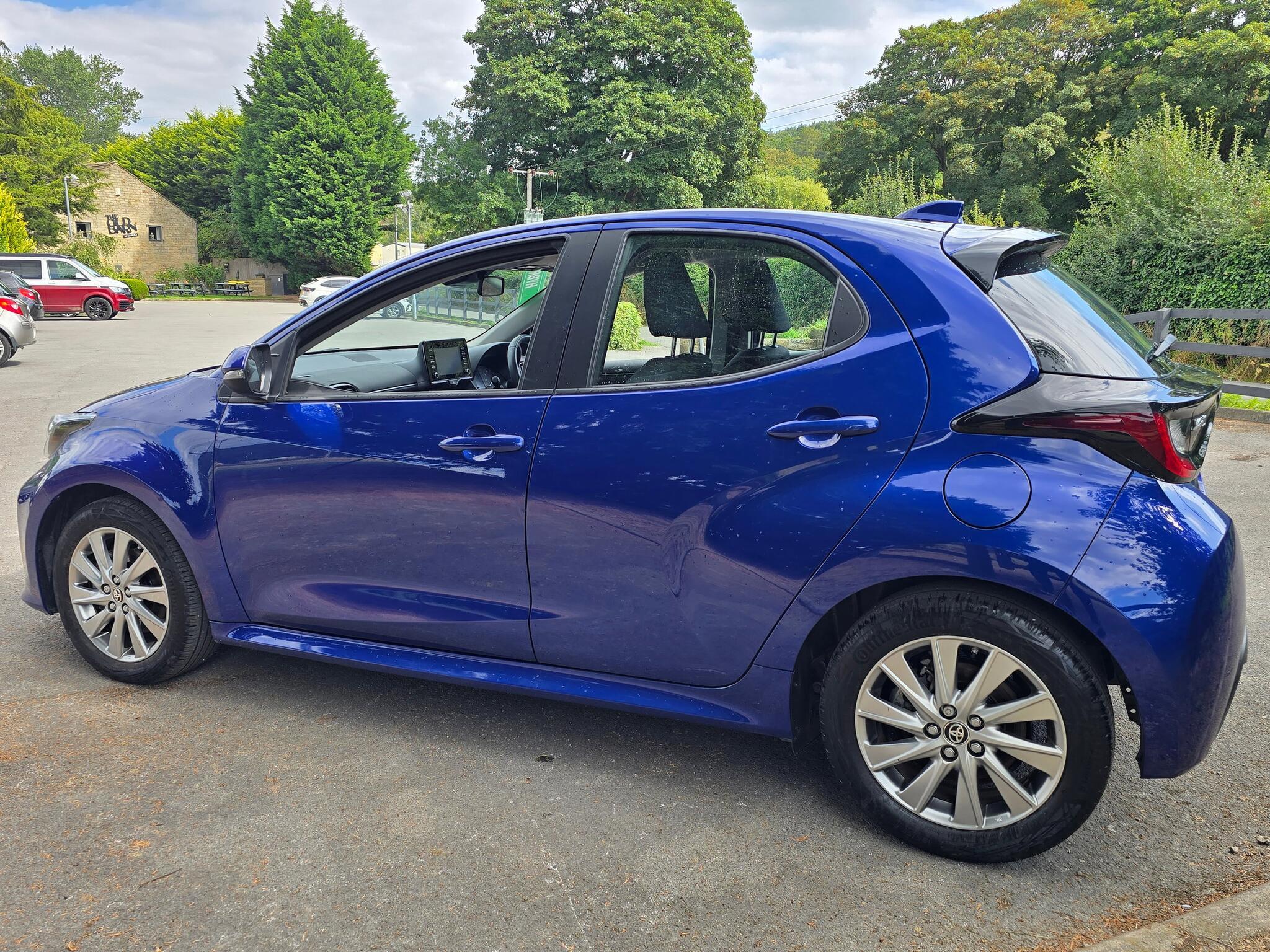 Toyota Yaris - Image 20