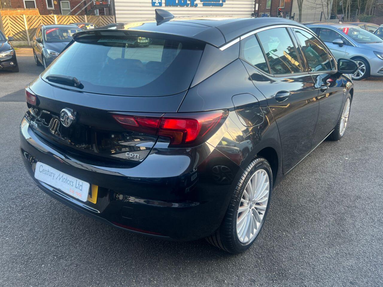 Vauxhall Astra - Image 11