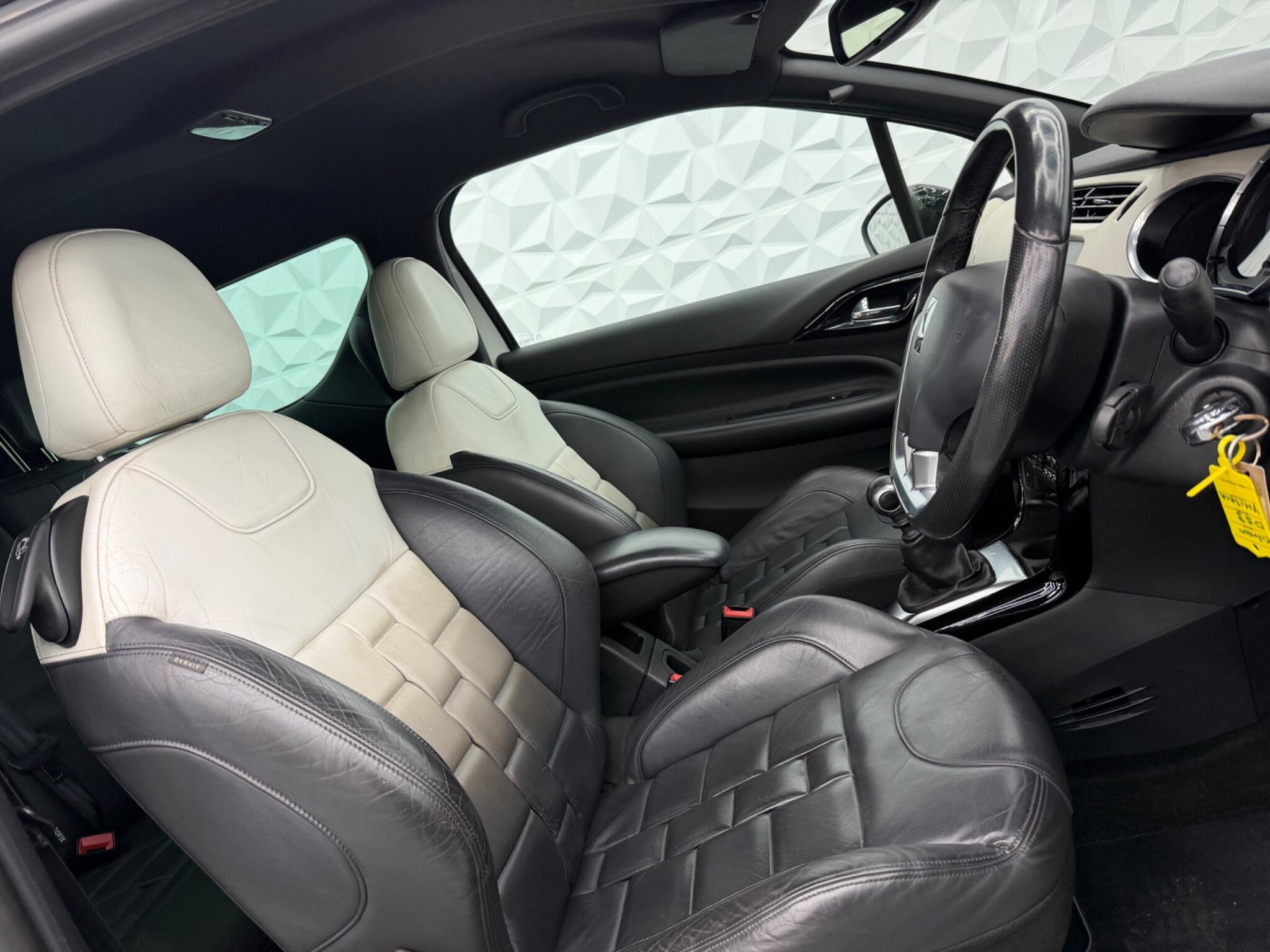 Citroen DS3 - Image 17