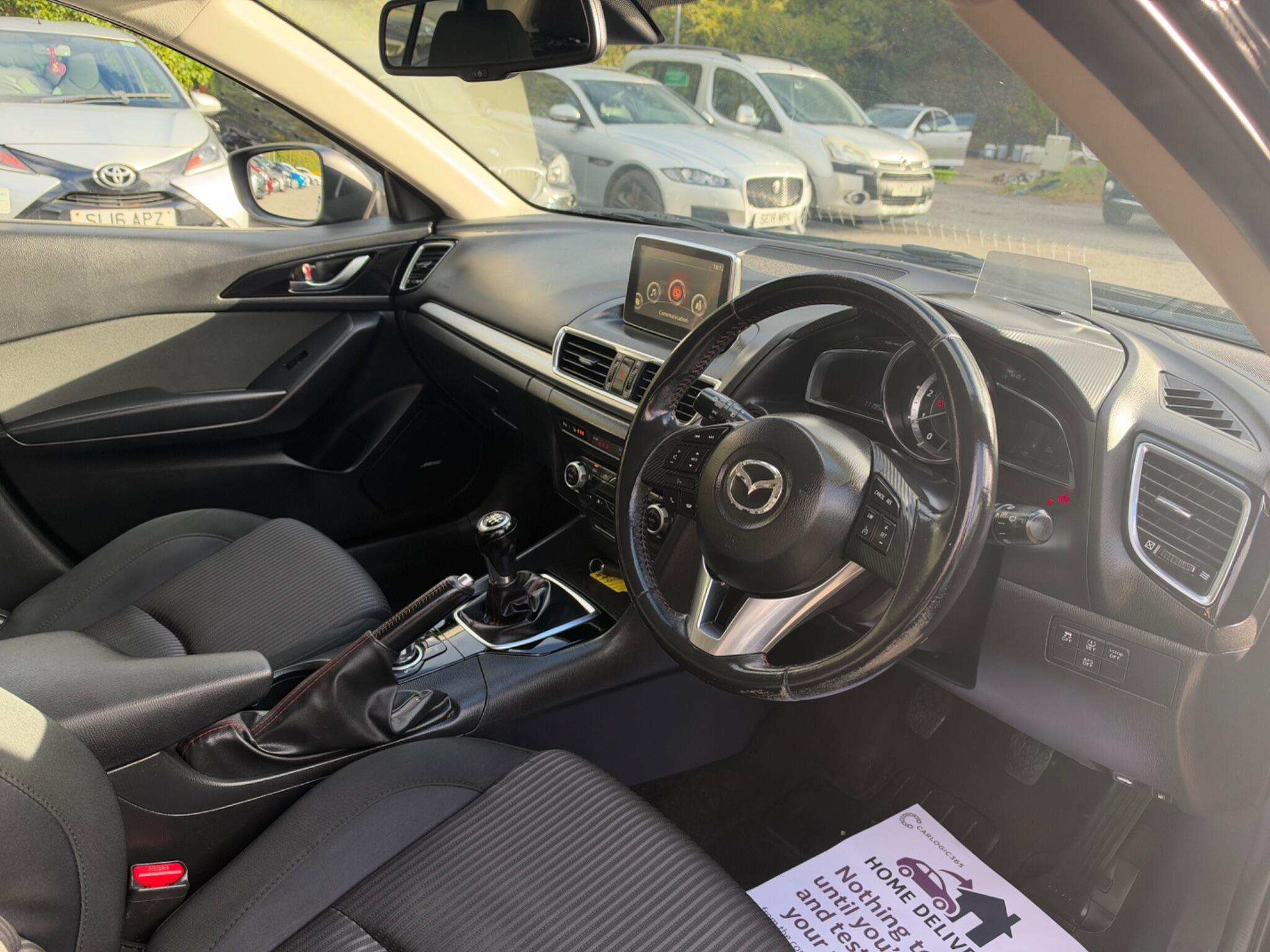 Mazda MAZDA3 - Image 18