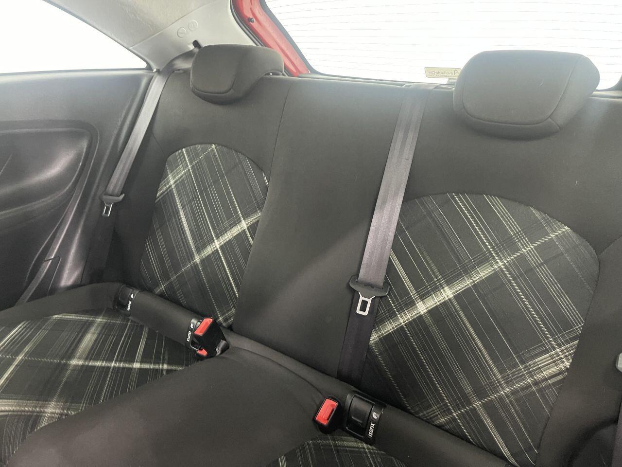 Vauxhall Corsa - Image 16