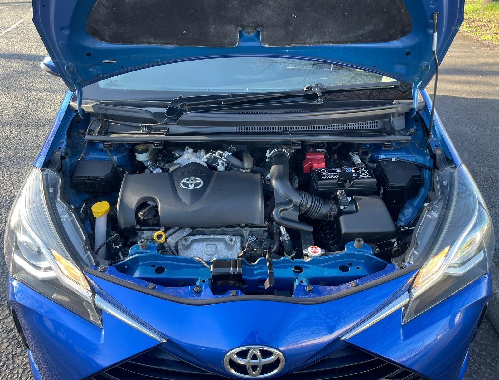 Toyota Yaris - Image 34
