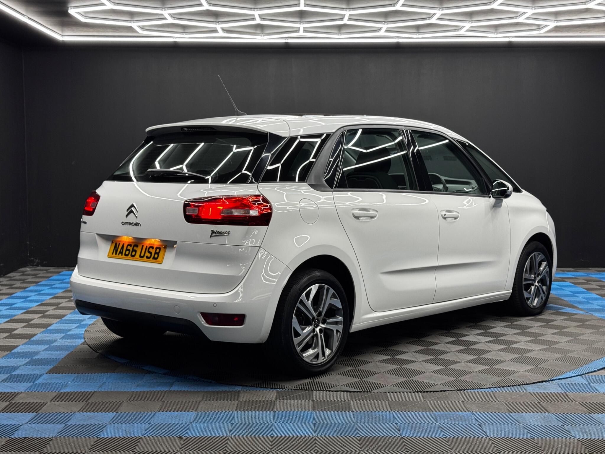 Citroen C4 Picasso - Image 5