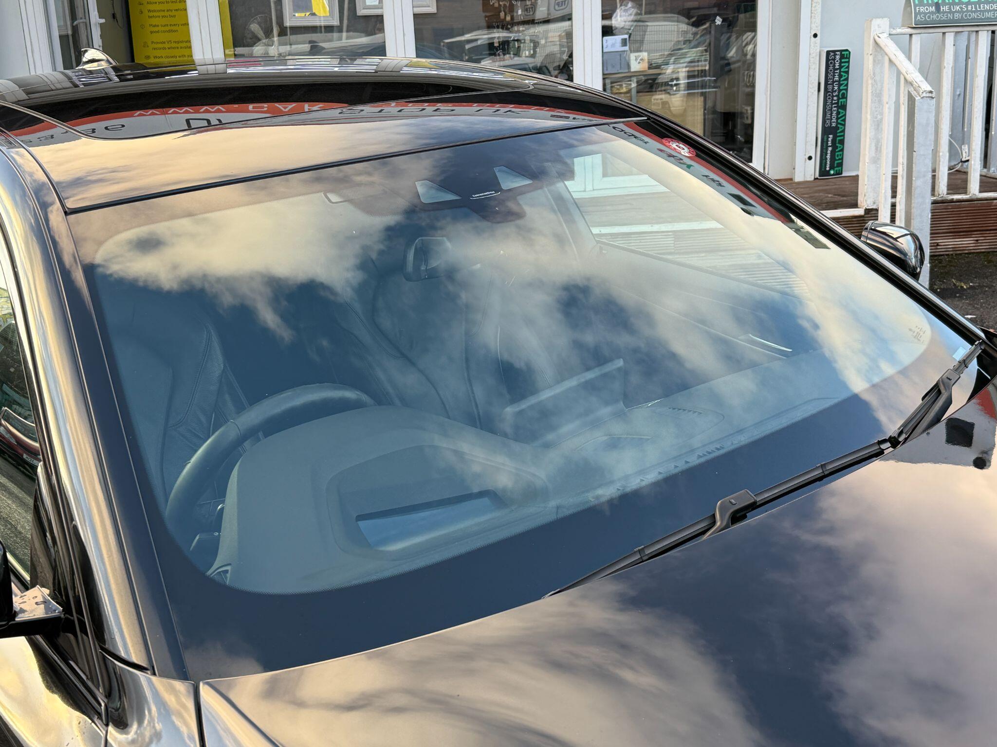 BMW 5 Series - Image 15