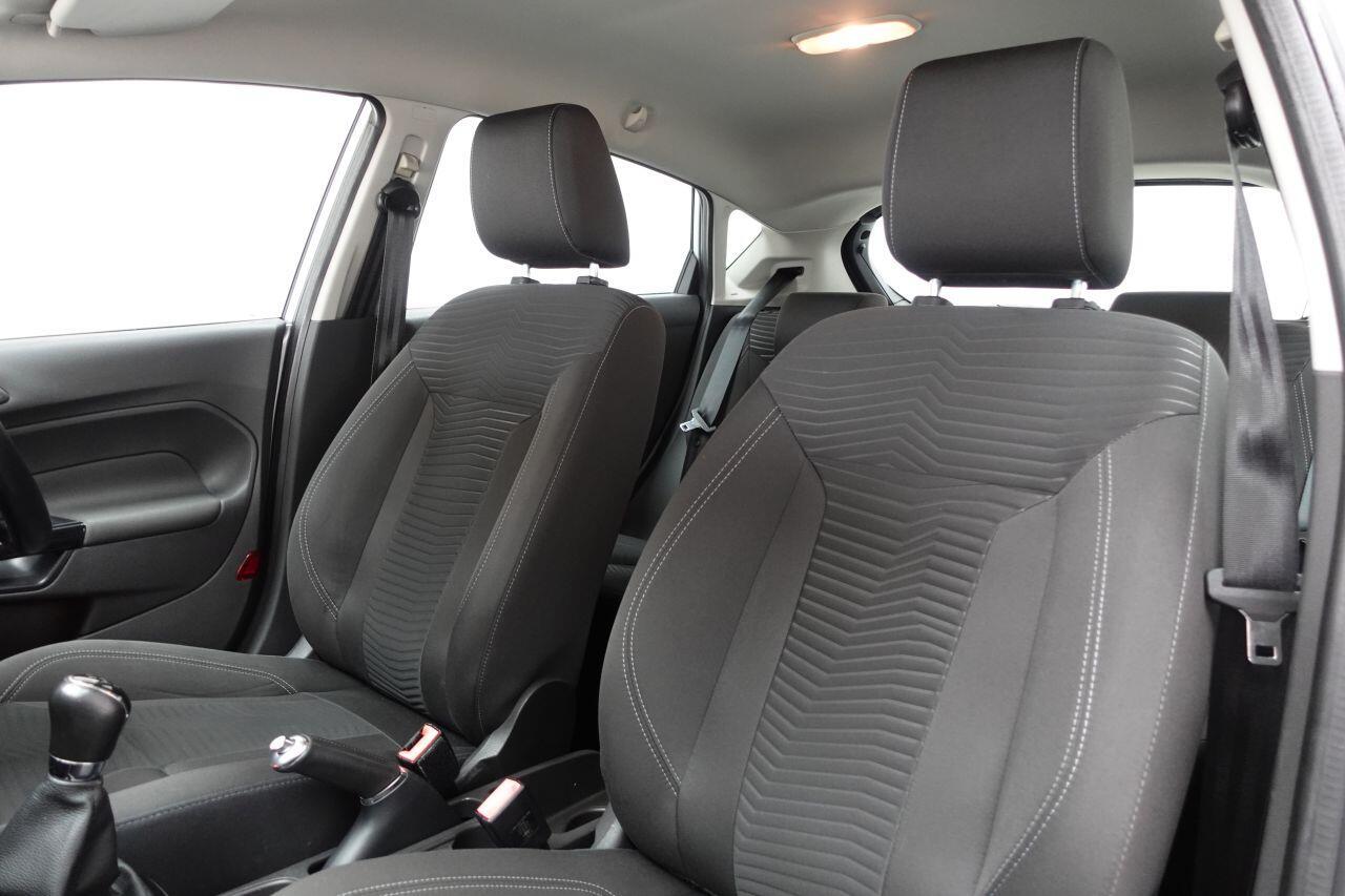 Ford Fiesta - Image 17