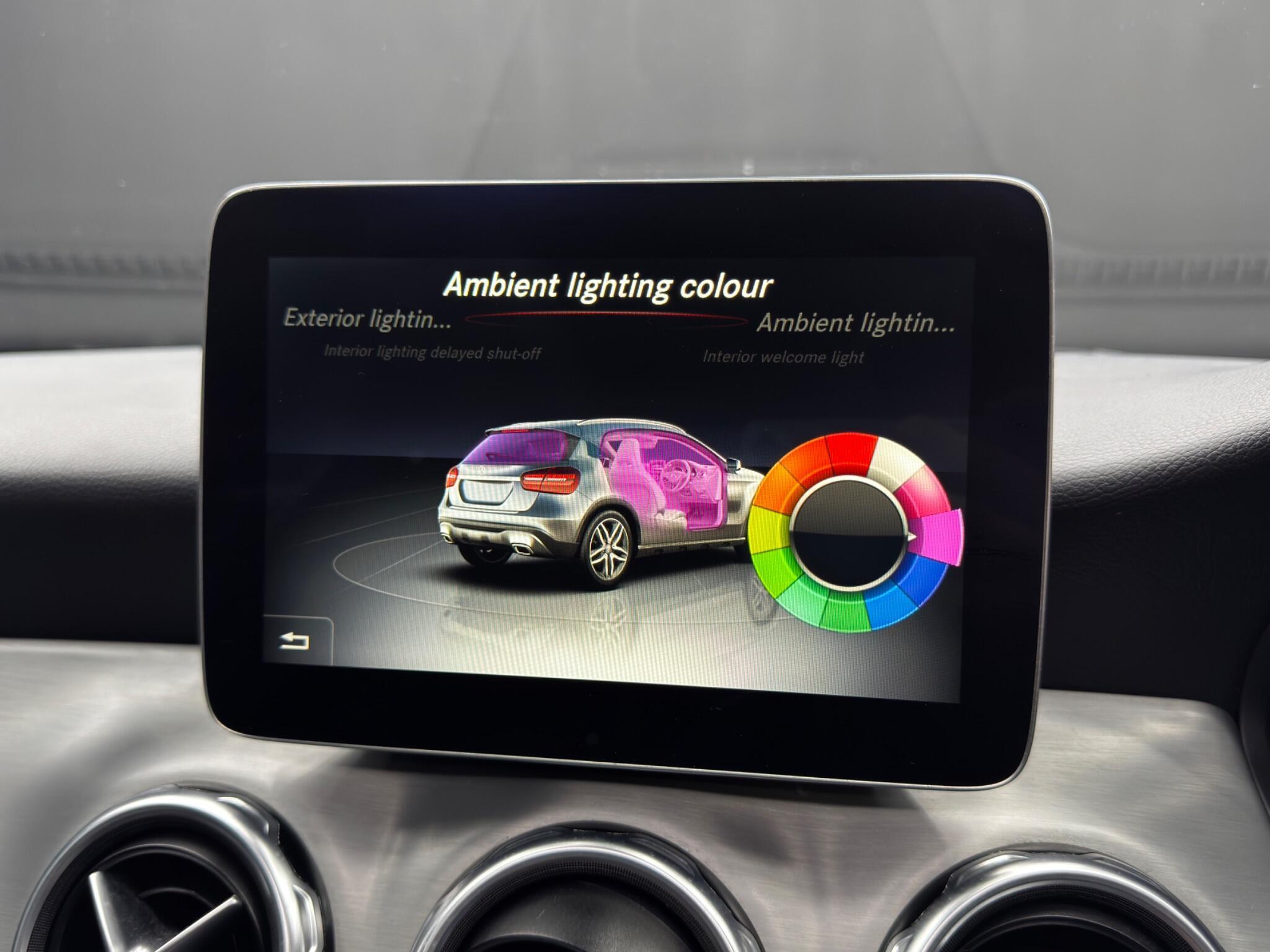 Mercedes GLA - Image 32