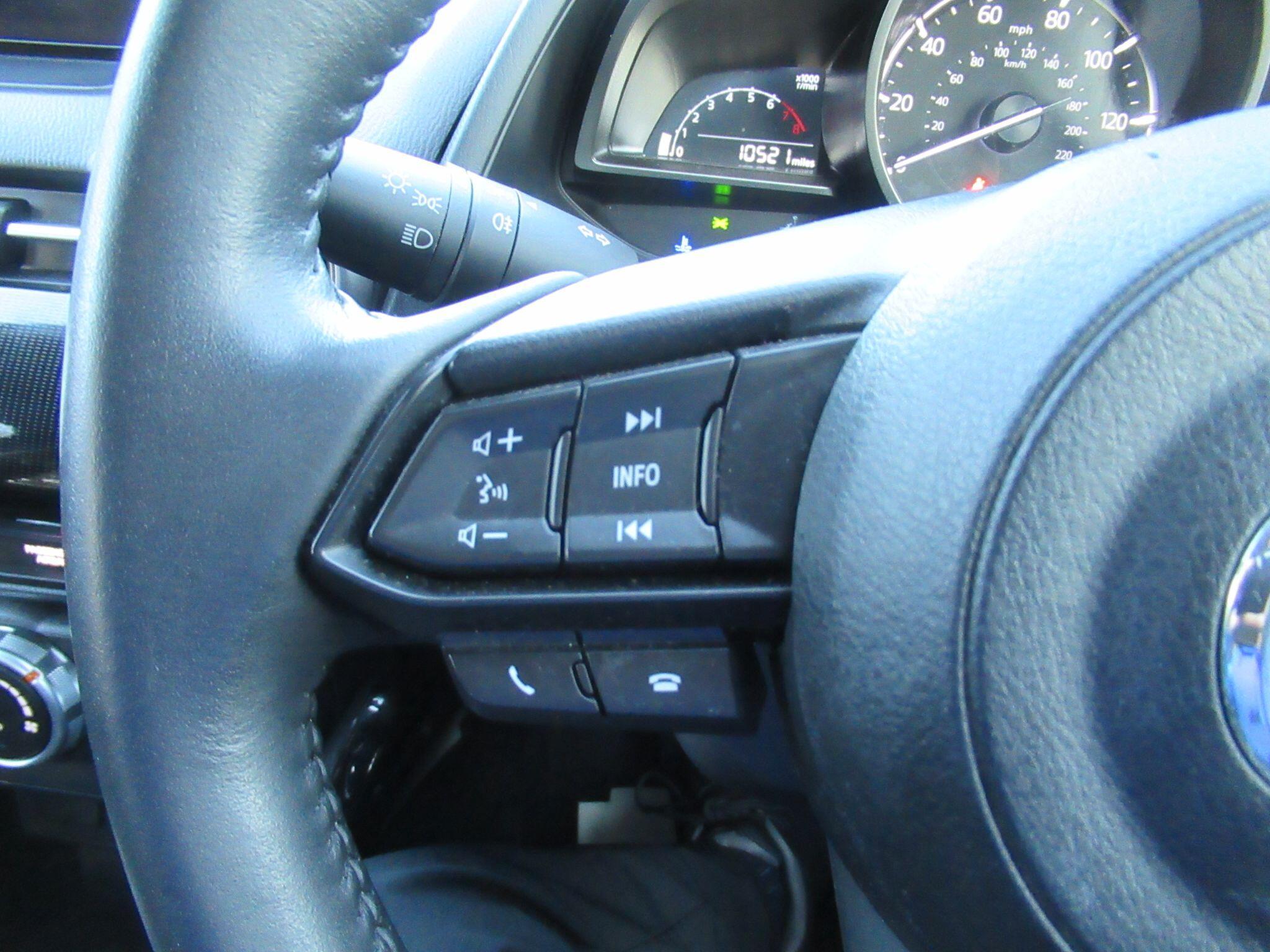 Mazda MAZDA2 - Image 24