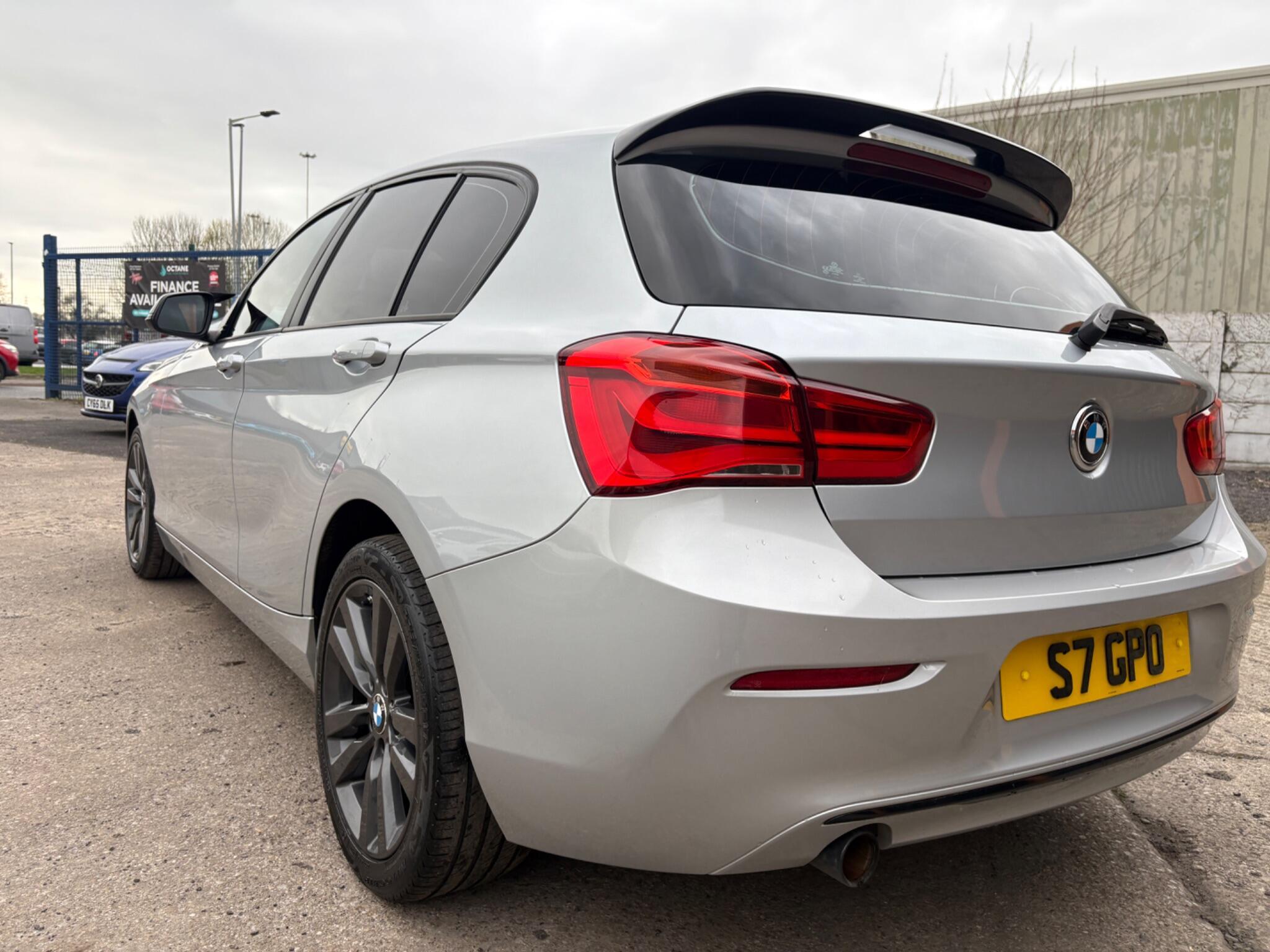 BMW 1 Series - Image 12