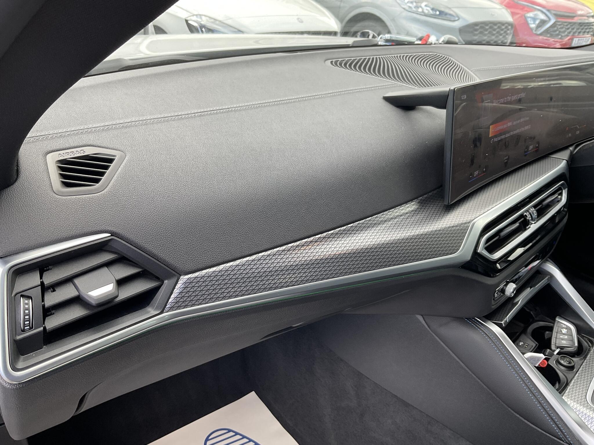 BMW I4 - Image 19