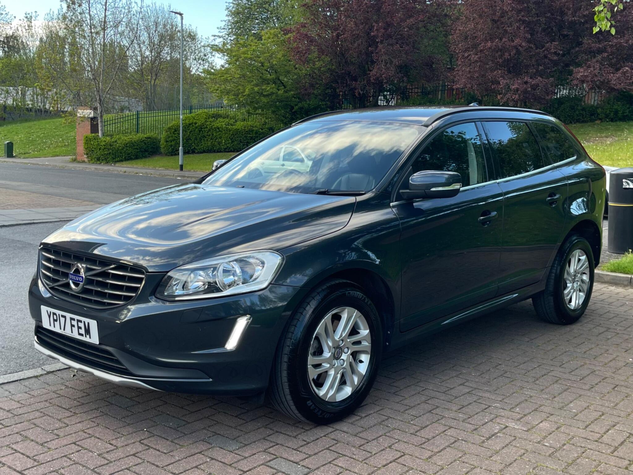 Volvo XC60 - Image 3