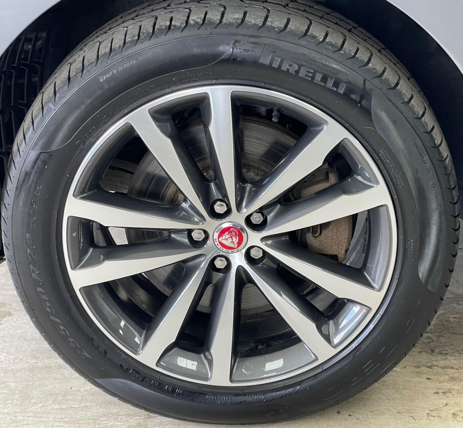 Jaguar F-Pace - Image 15