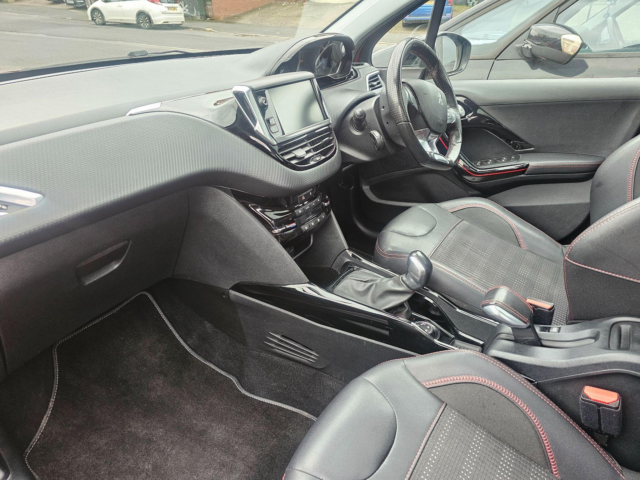 Peugeot 2008 - Image 34