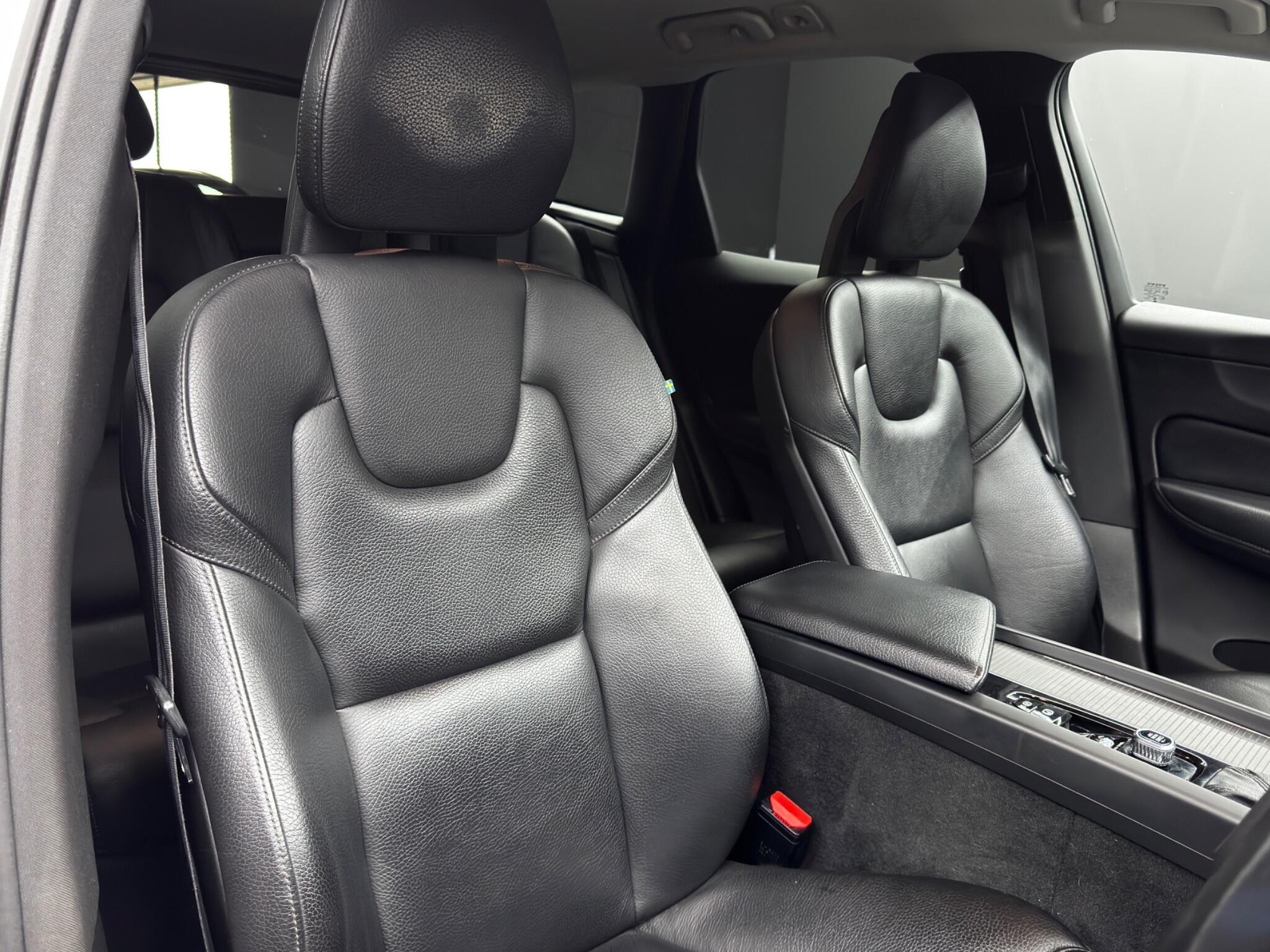 Volvo XC60 - Image 12