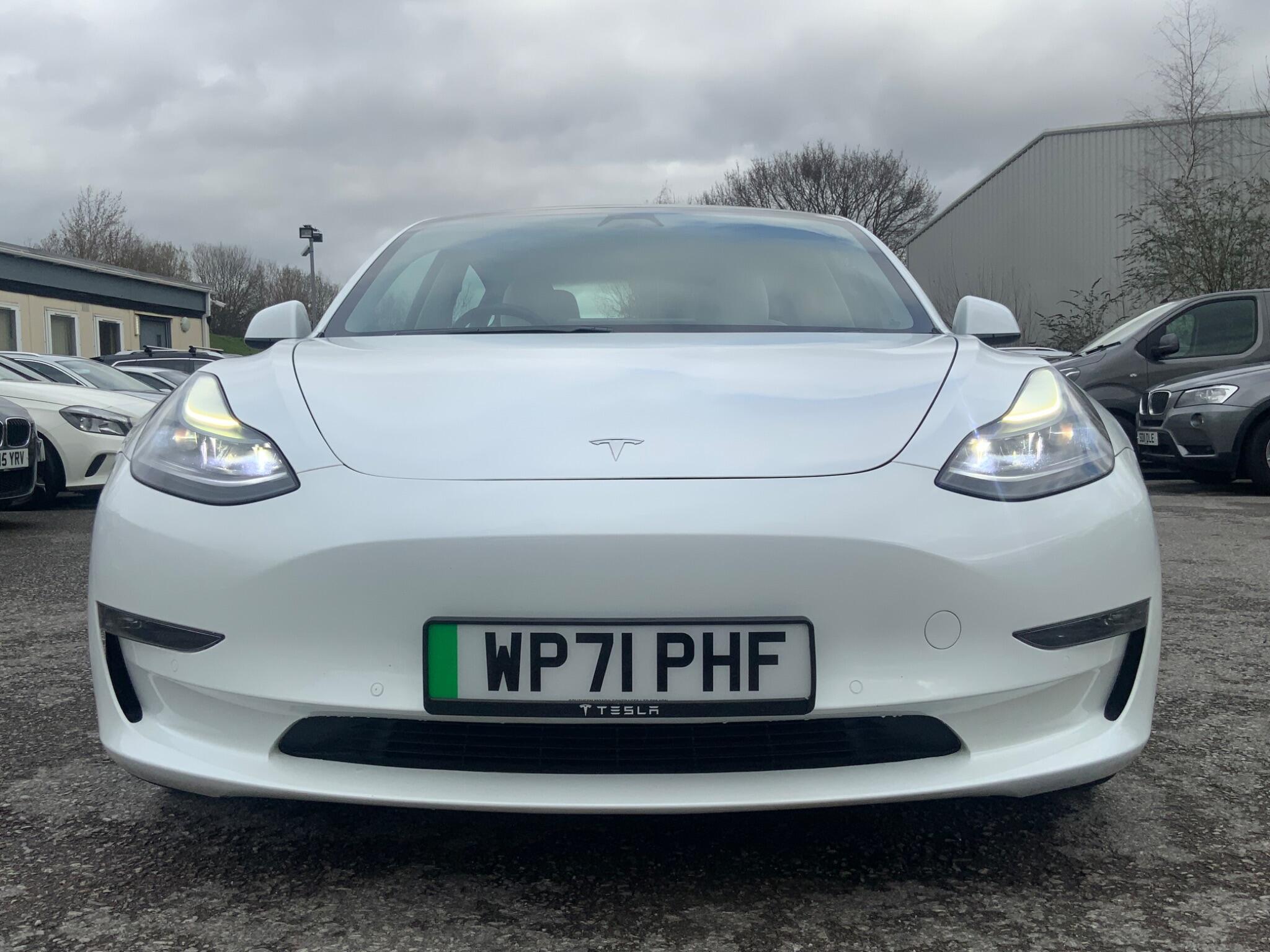 Tesla Model 3 - Image 7