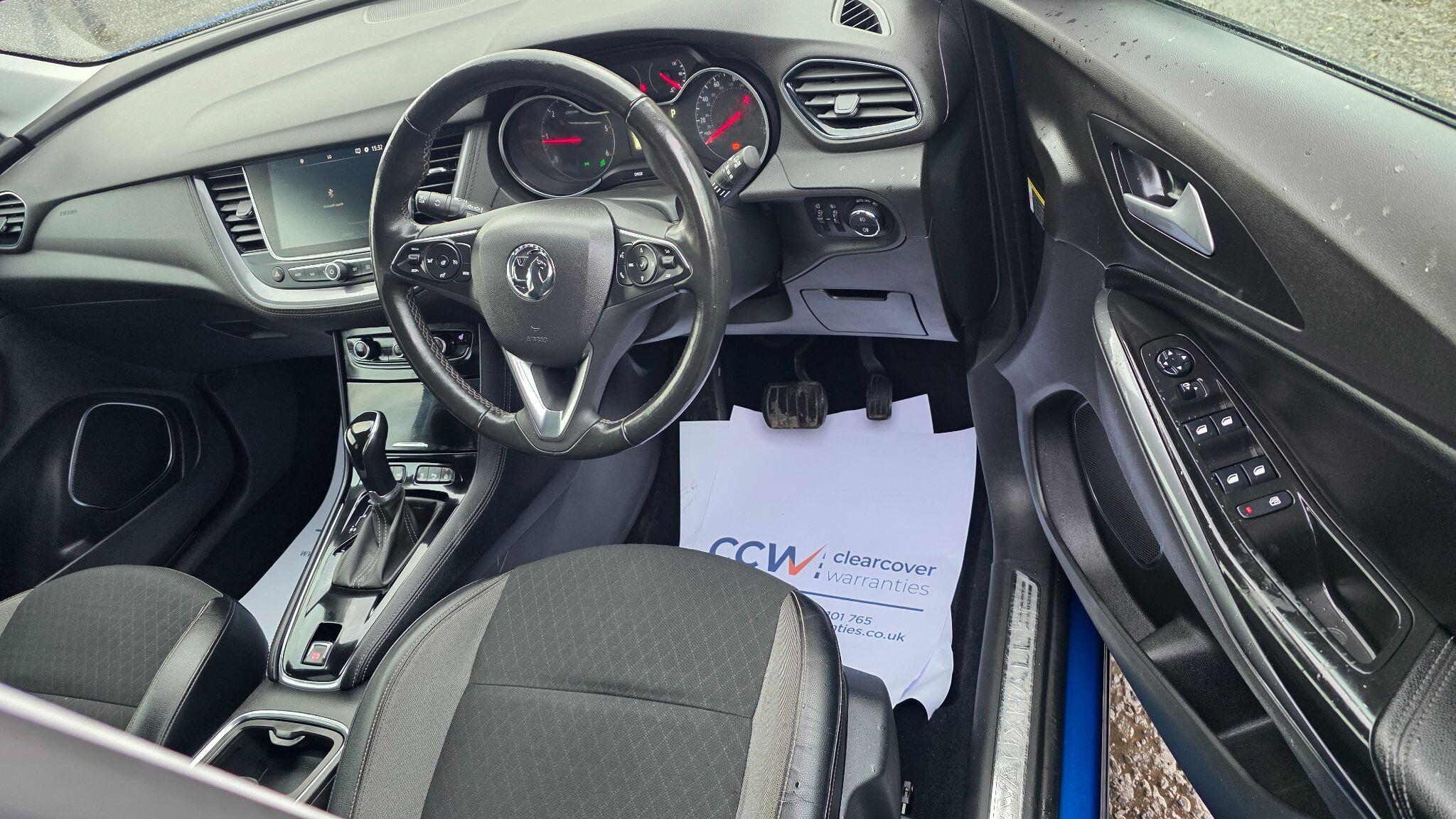 Vauxhall Grandland X - Image 25