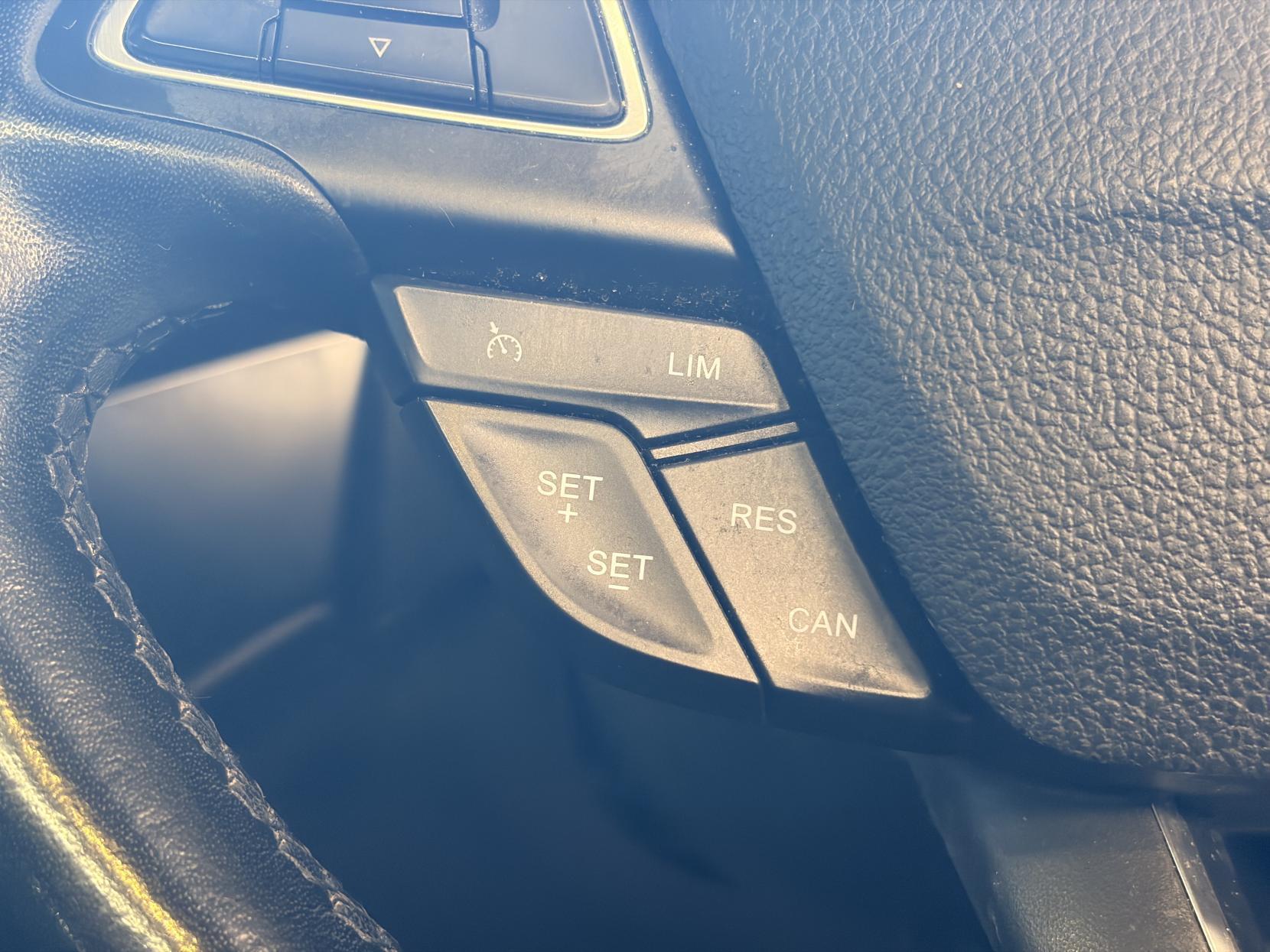 Ford Grand C-MAX - Image 16