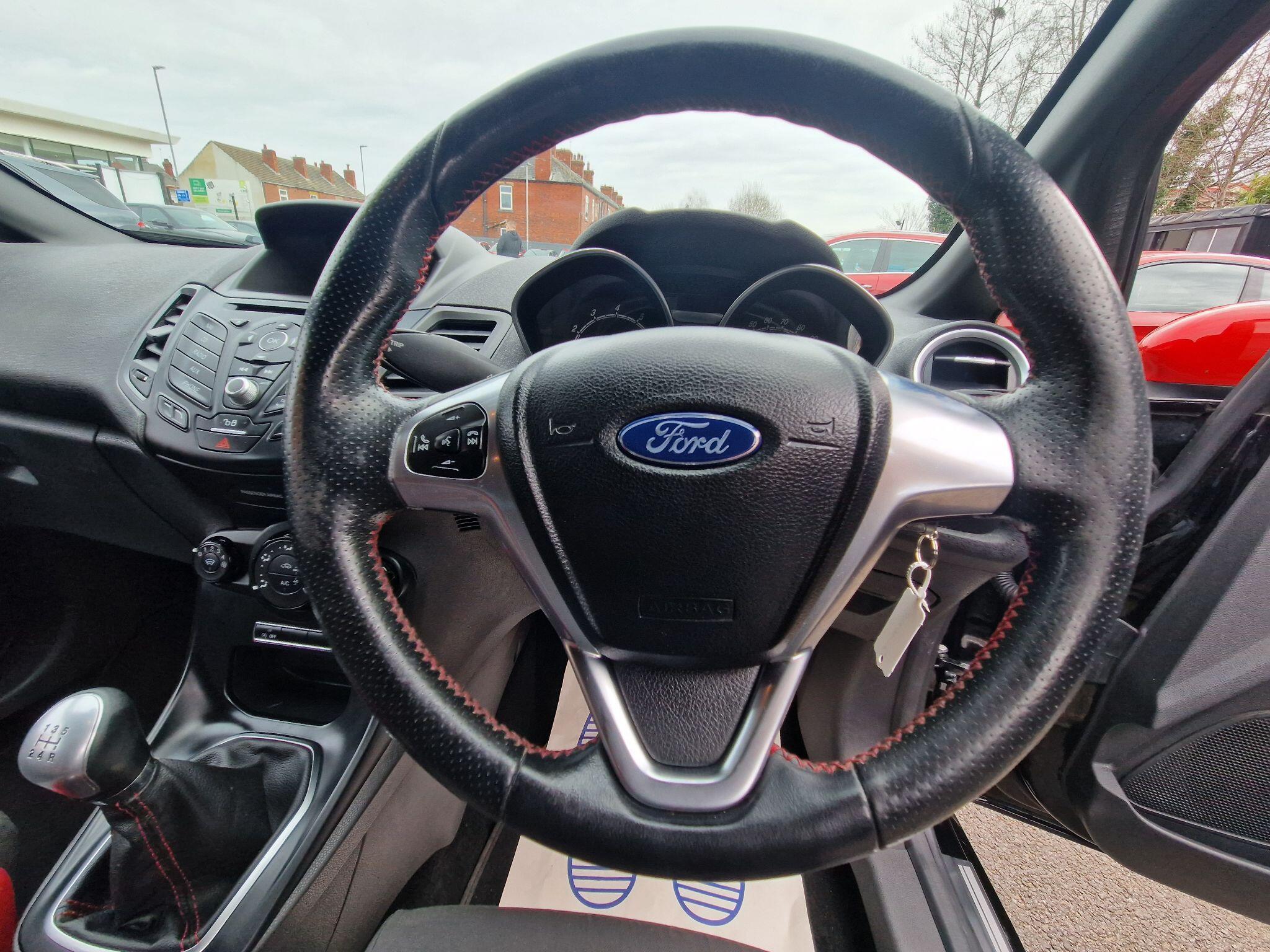Ford Fiesta - Image 24