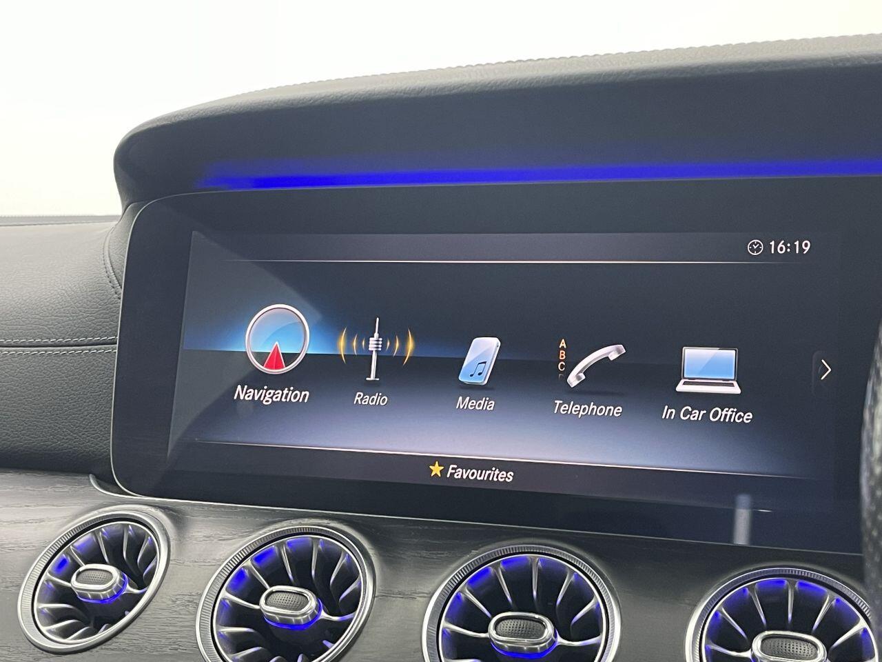 Mercedes-benz E-CLASS - Image 42