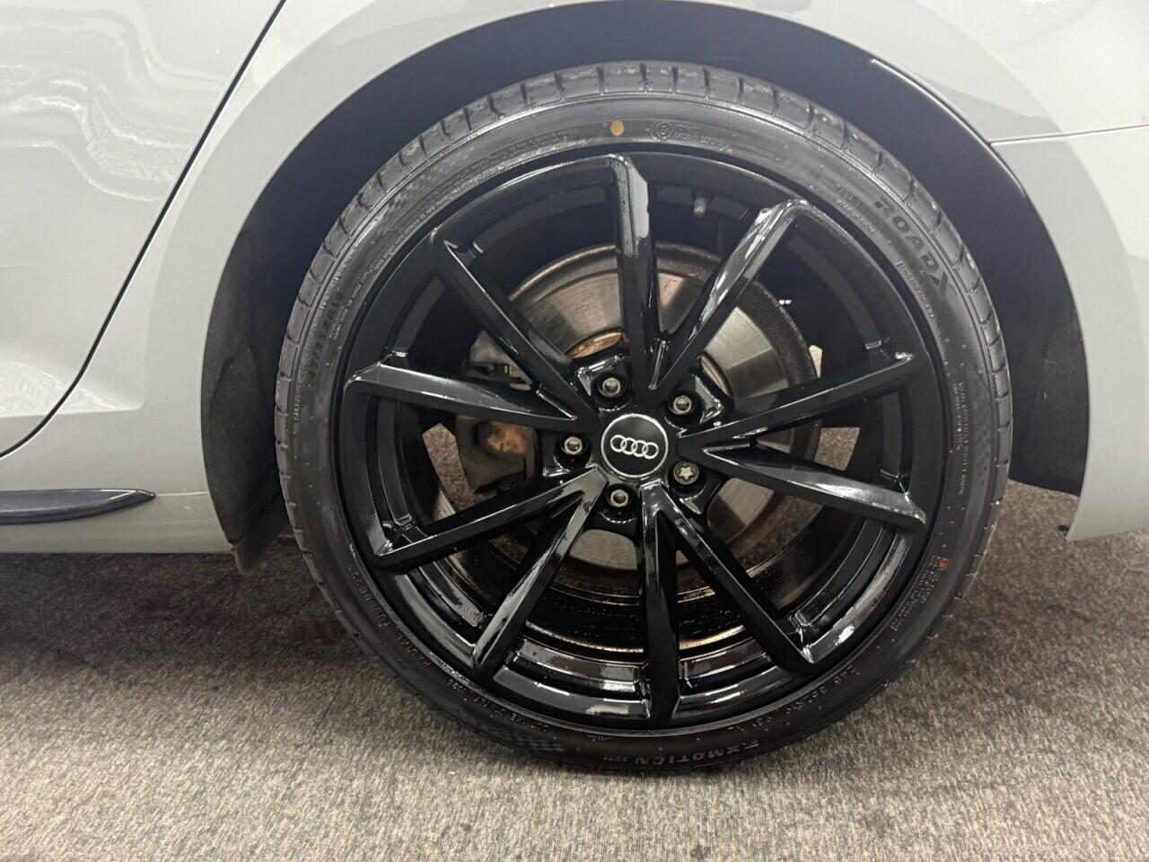 Audi A4 - Image 12