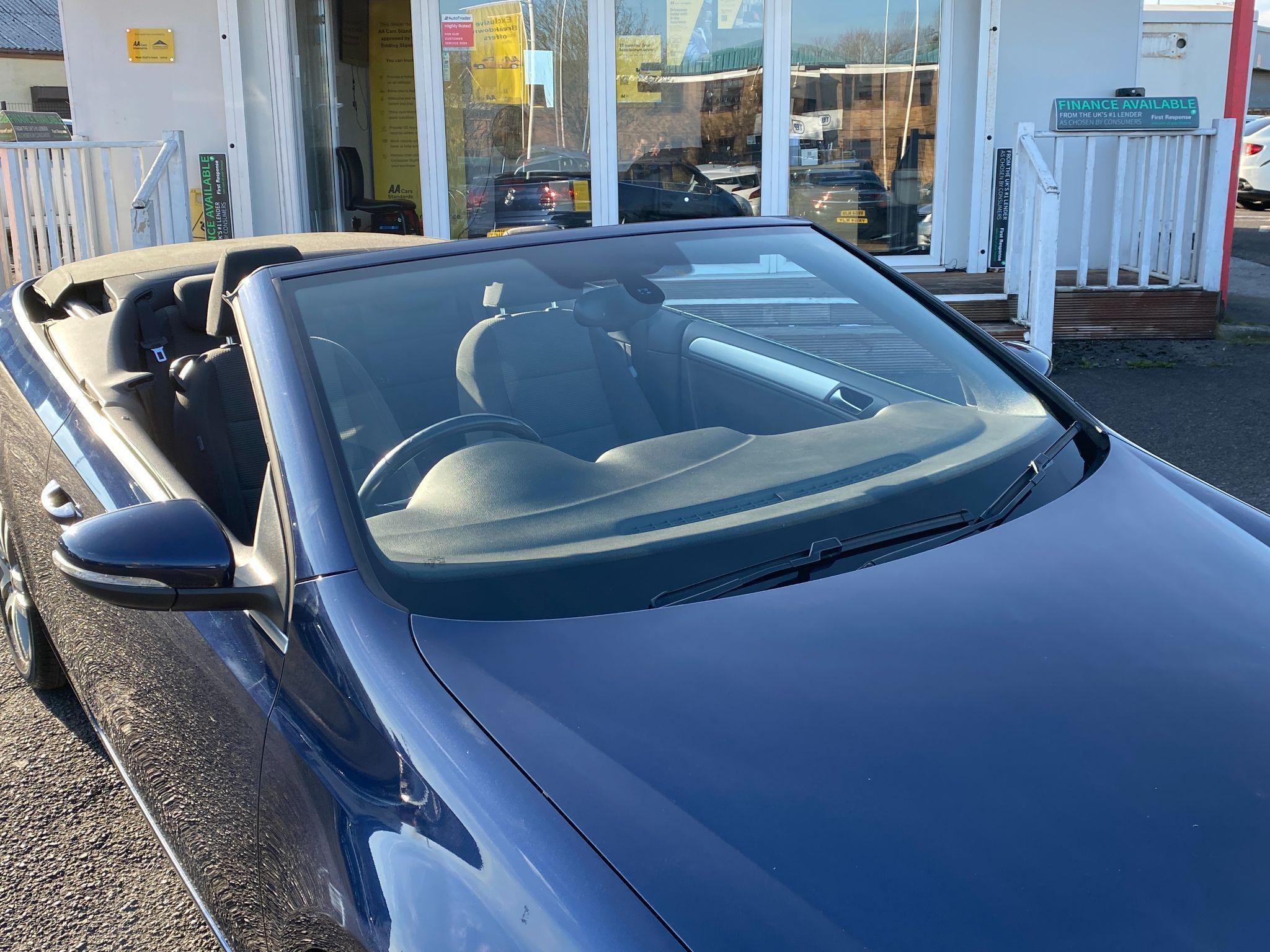 Volkswagen Golf - Image 13