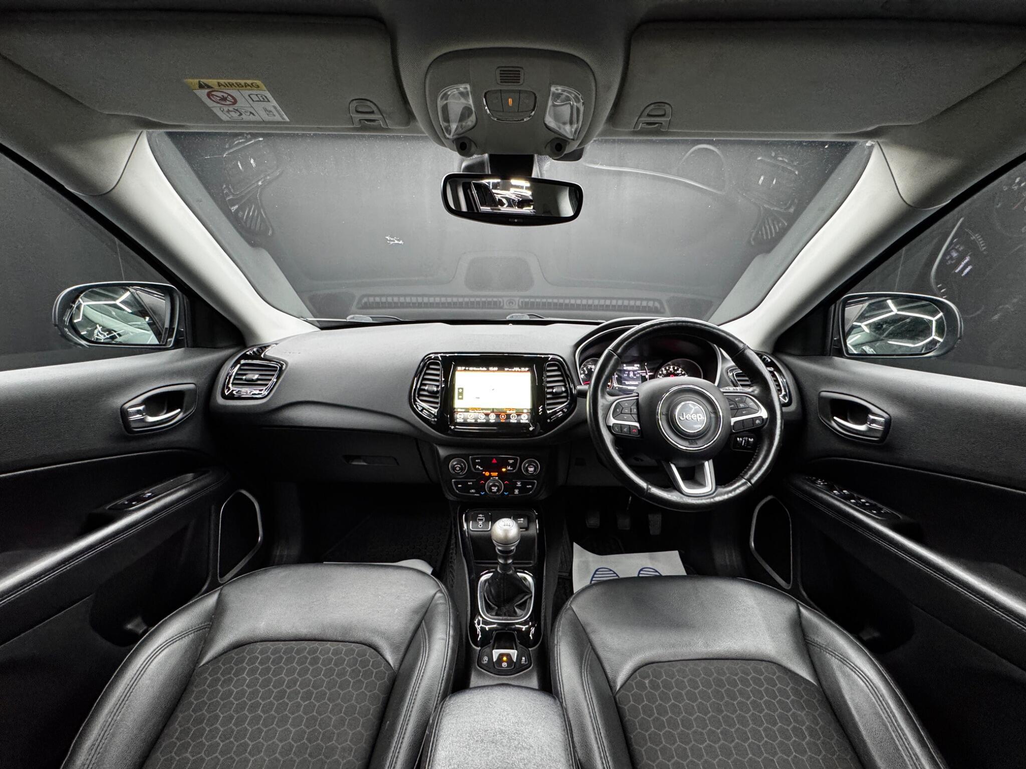 Jeep Compass - Image 17