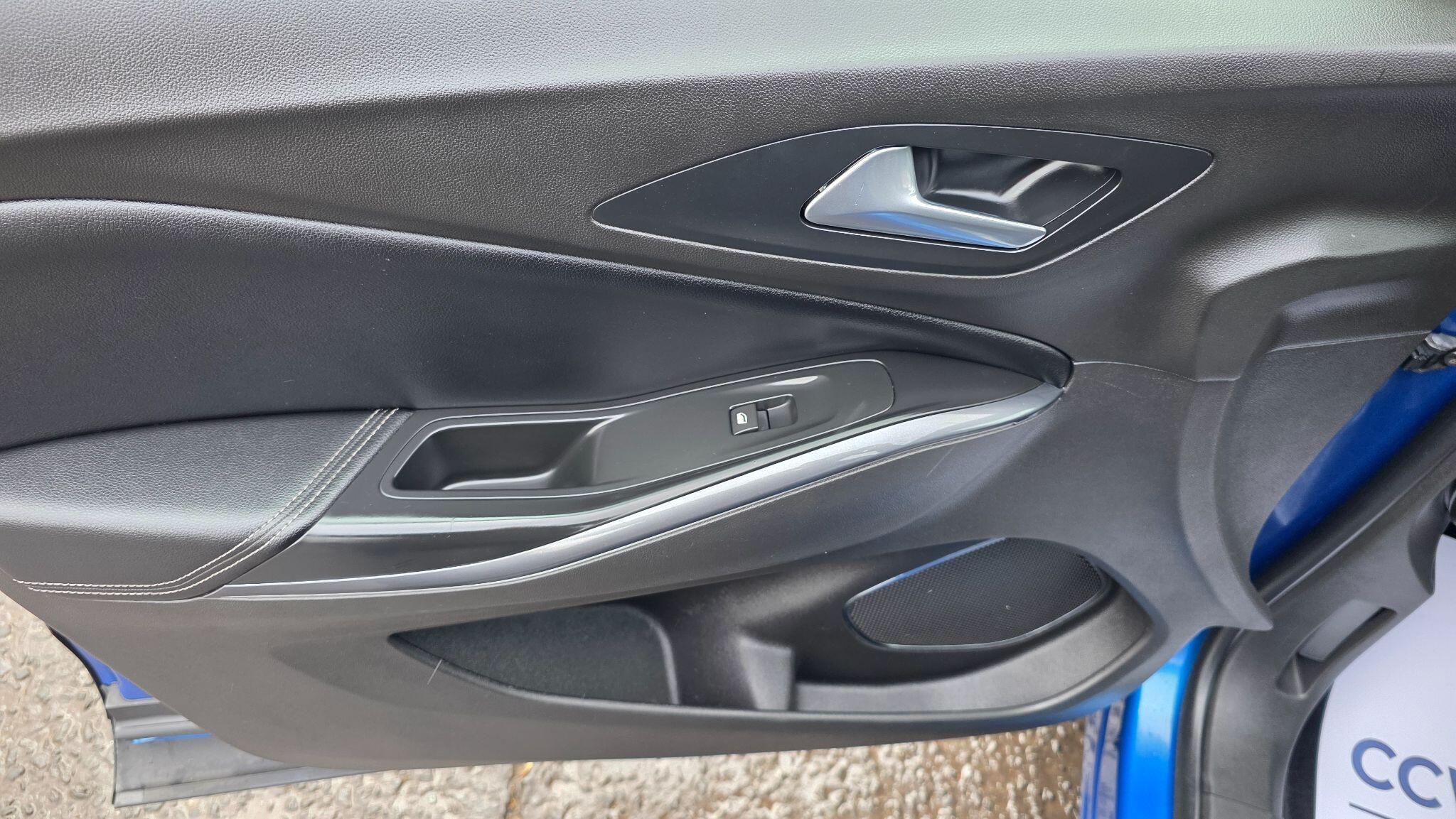 Vauxhall Grandland X - Image 40