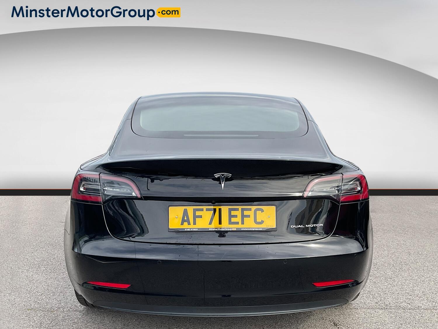 Tesla Model 3 - Image 3