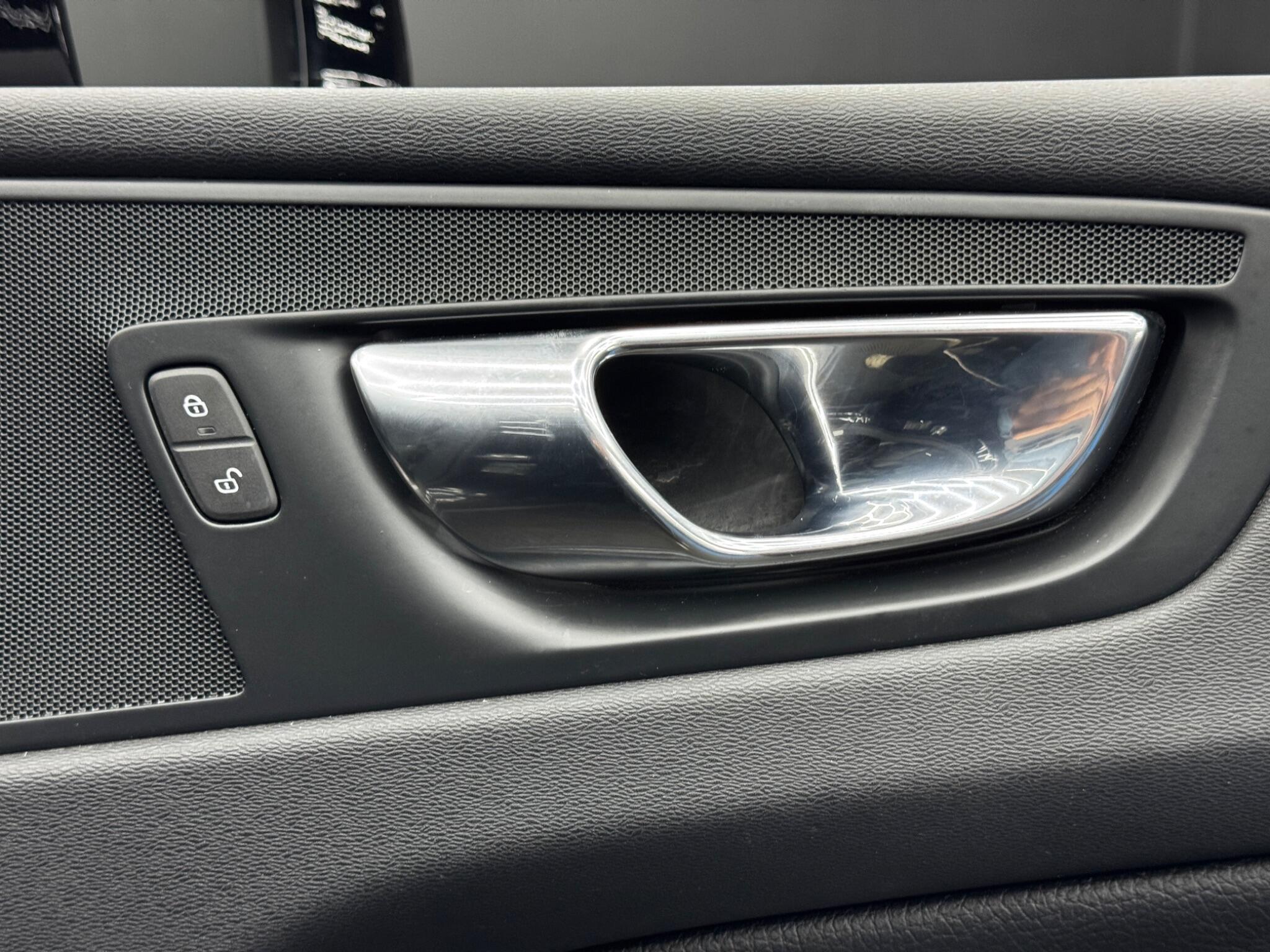 Volvo XC60 - Image 45