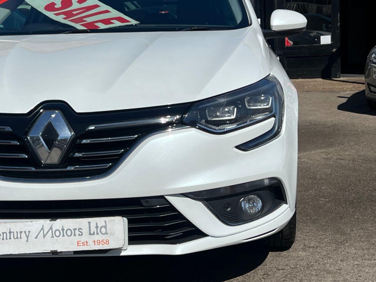 Renault Megane - Image 12