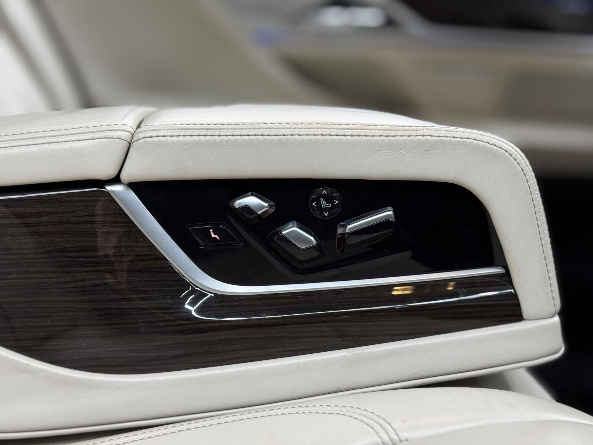 BMW 7 Series - Image 60