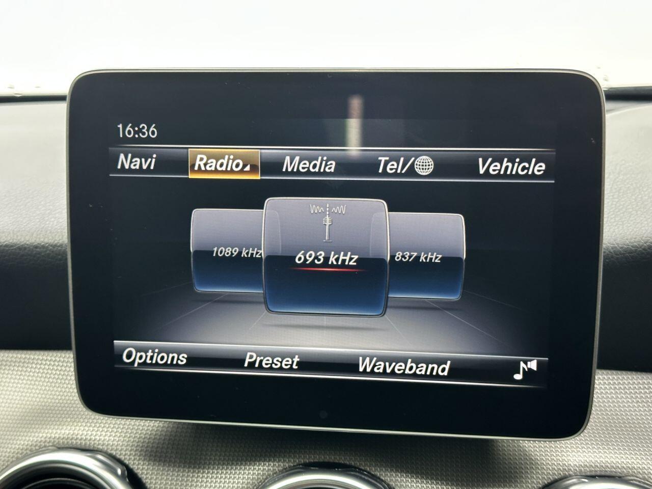 Mercedes GLA - Image 23