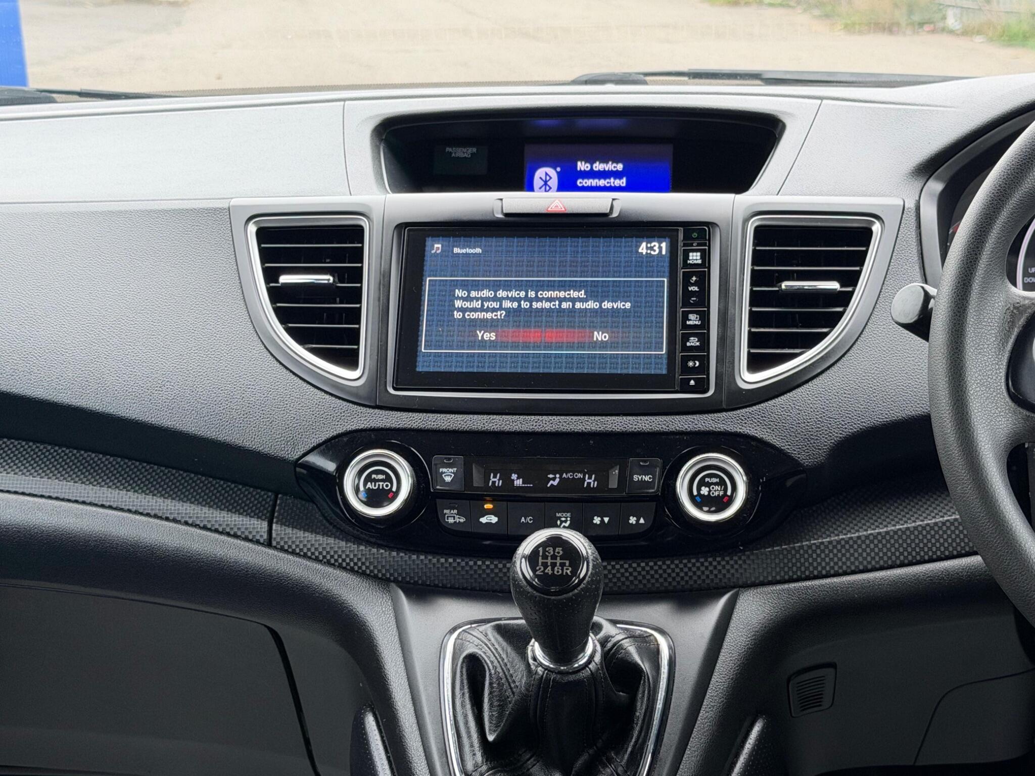 Honda CR-V - Image 29