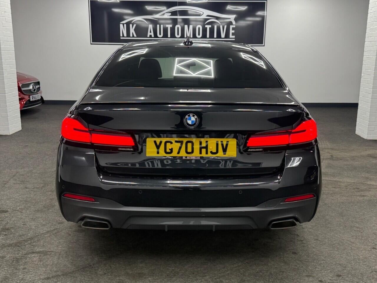 BMW 5 Series - Image 8
