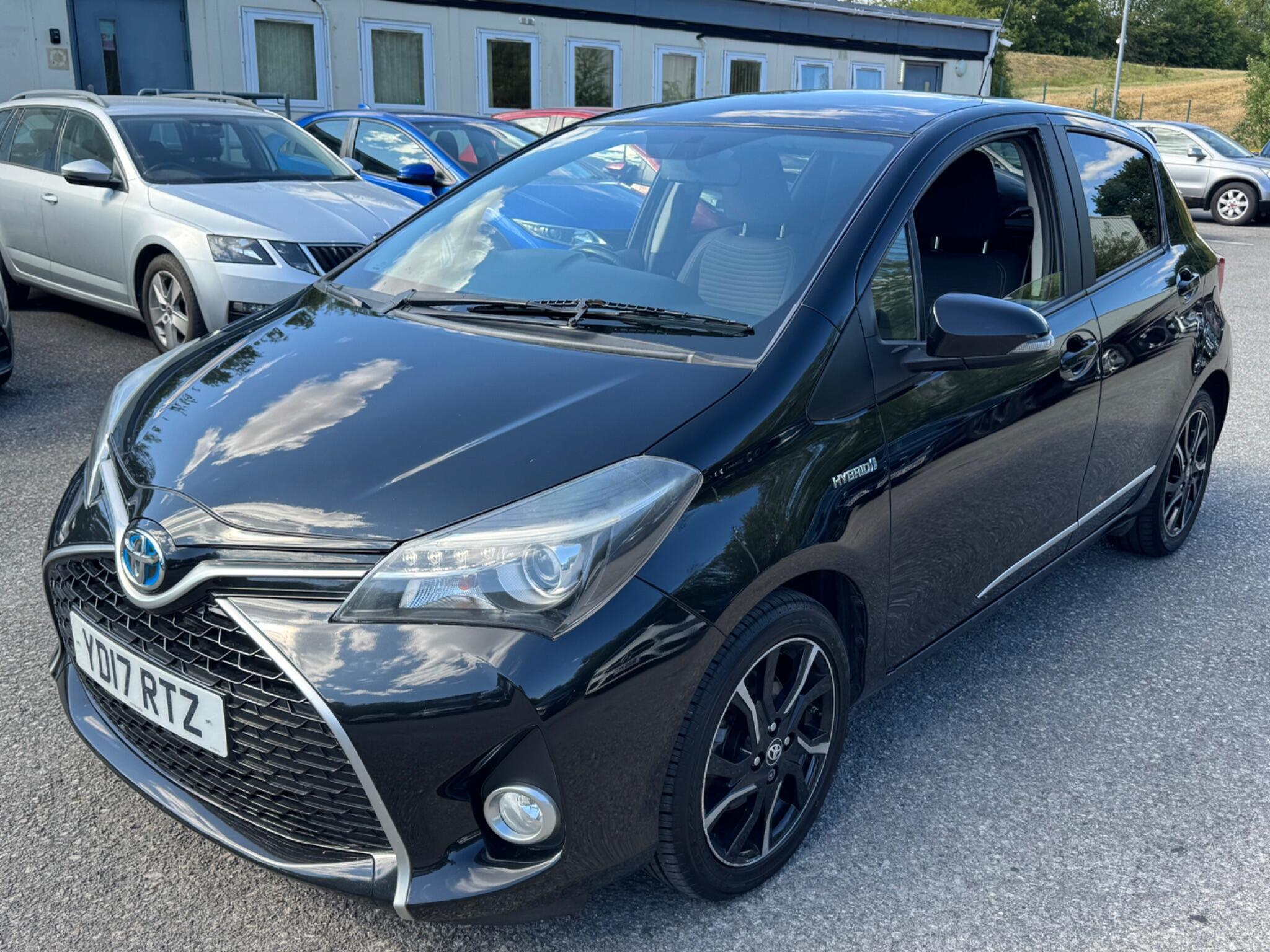 Toyota Yaris - Image 7