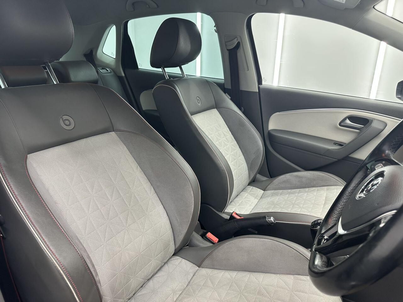 Volkswagen Polo - Image 4