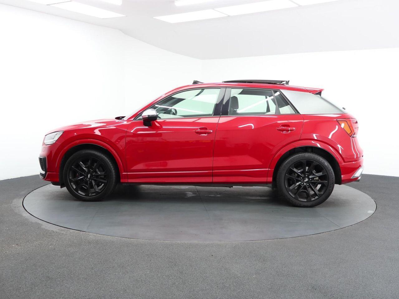 Audi SQ2 - Image 8